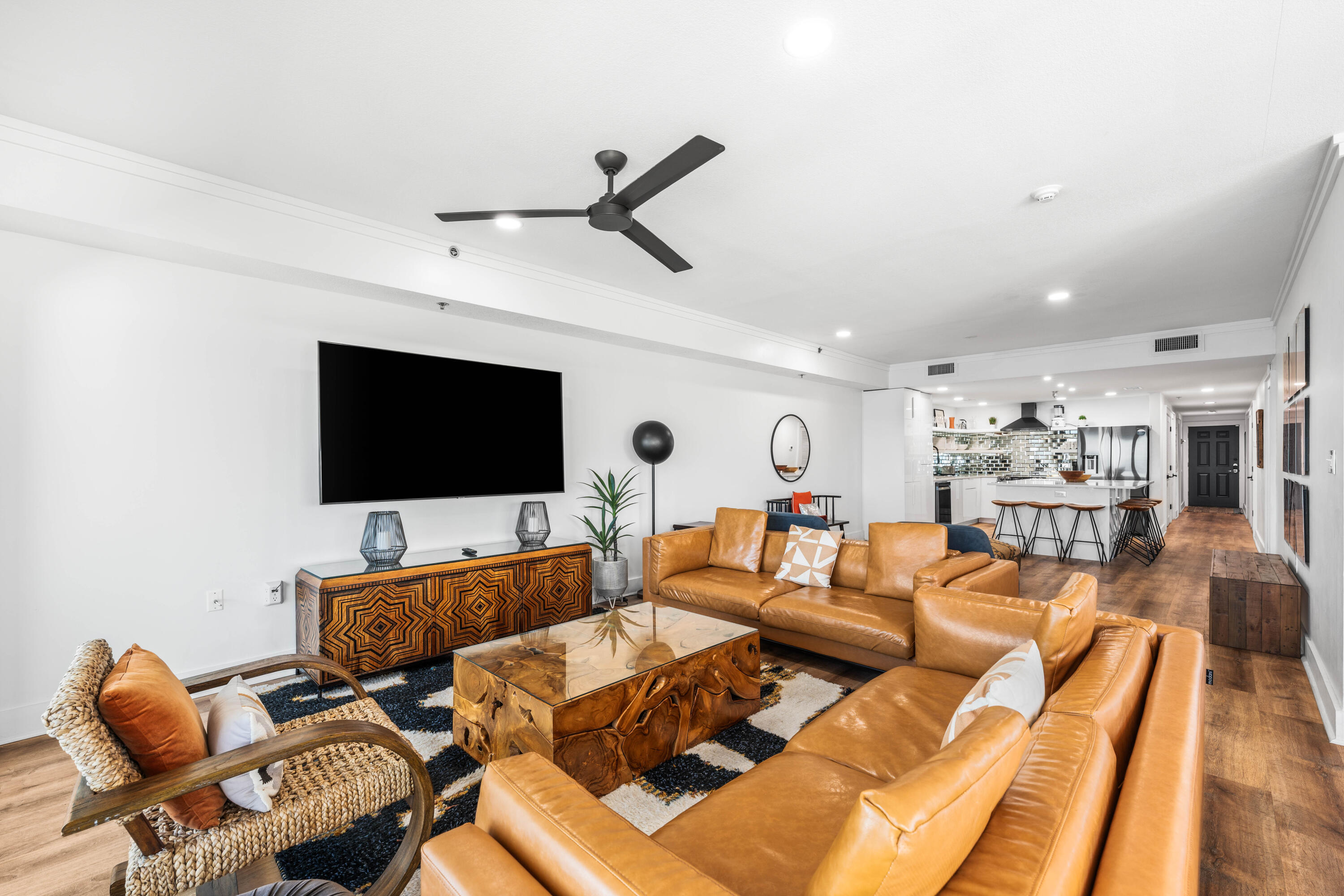 3668 E County Highway 30A UNIT 401