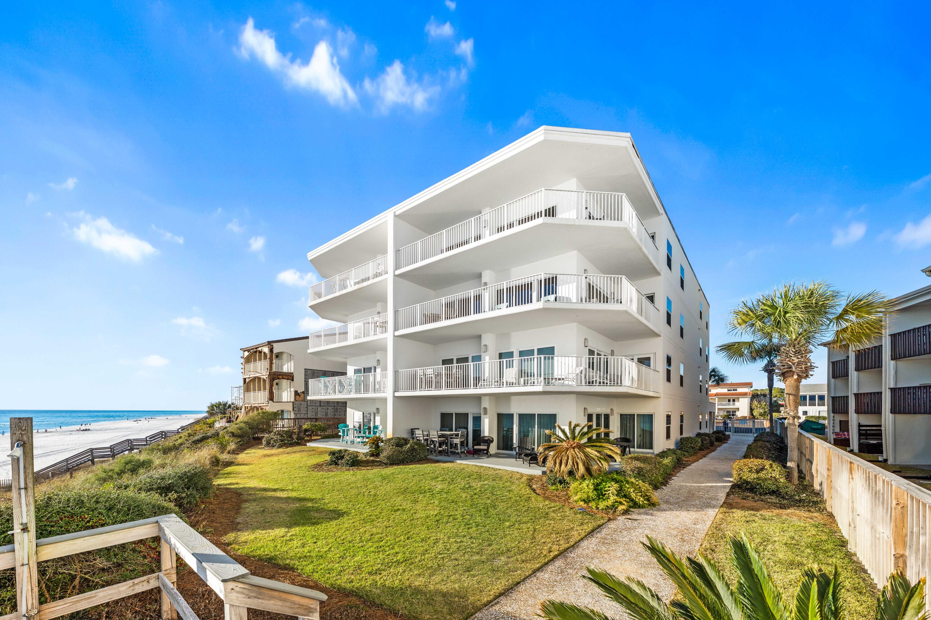 3668 E County Highway 30A UNIT 401