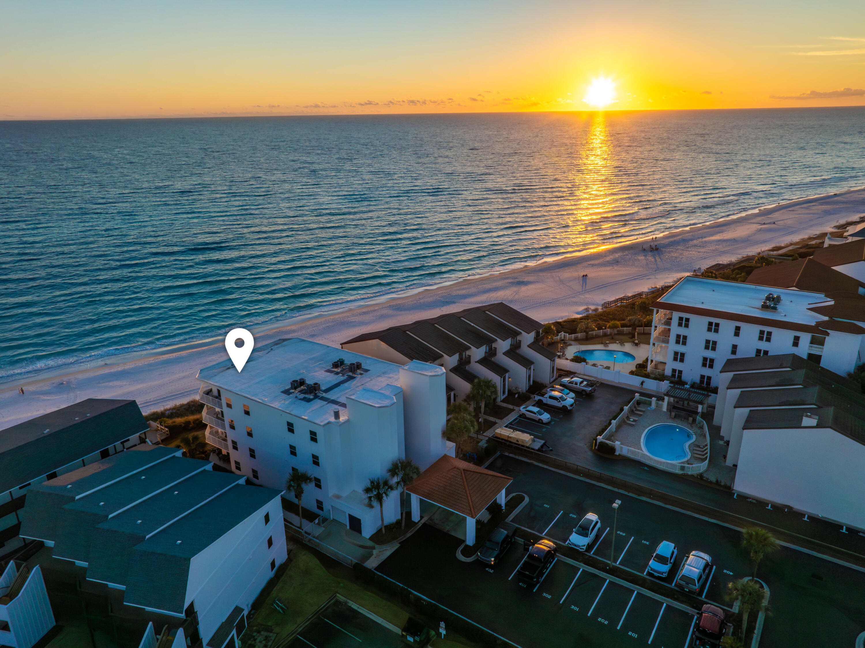 3668 E County Highway 30A UNIT 401