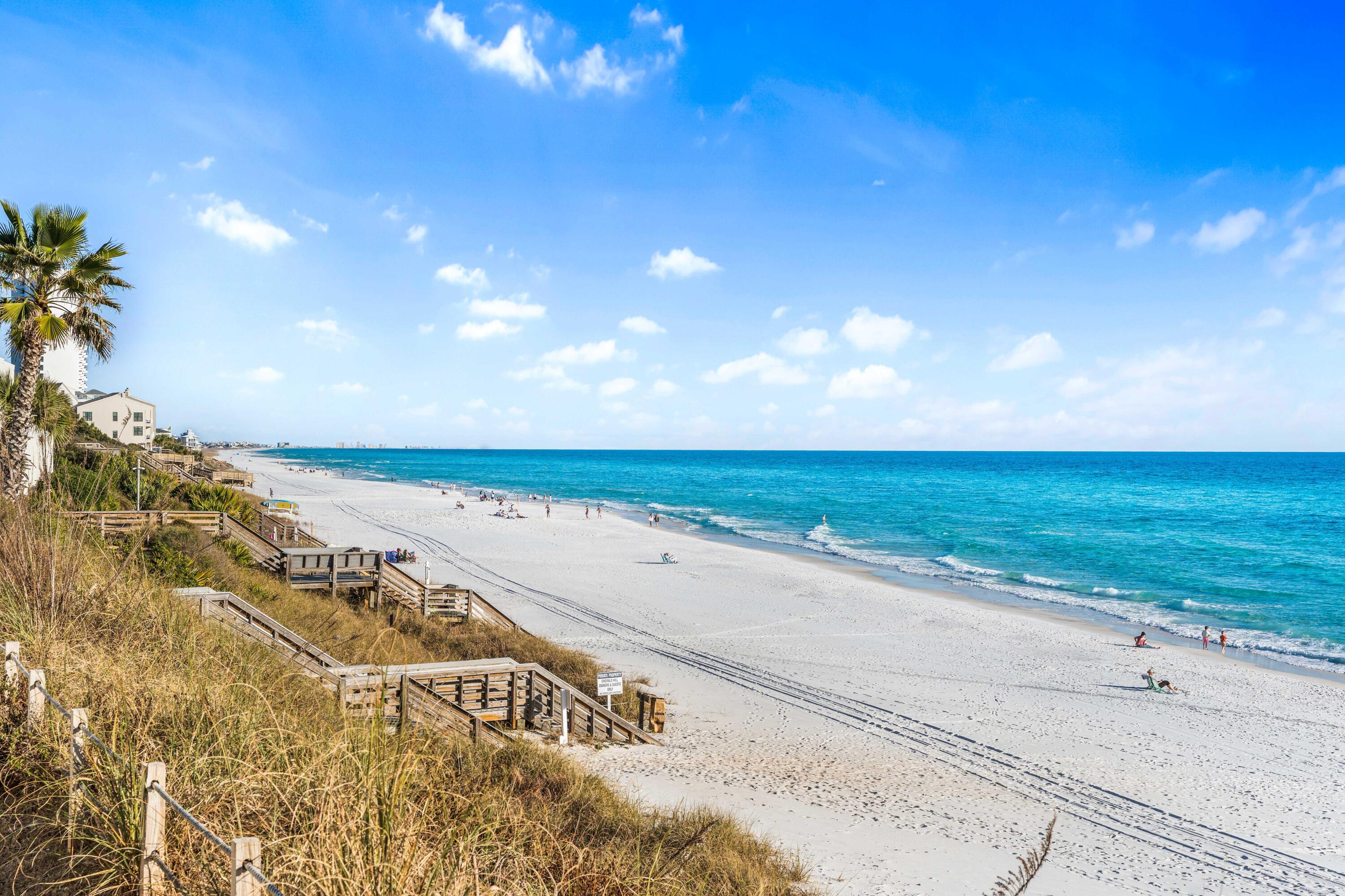 3668 E County Highway 30A UNIT 401