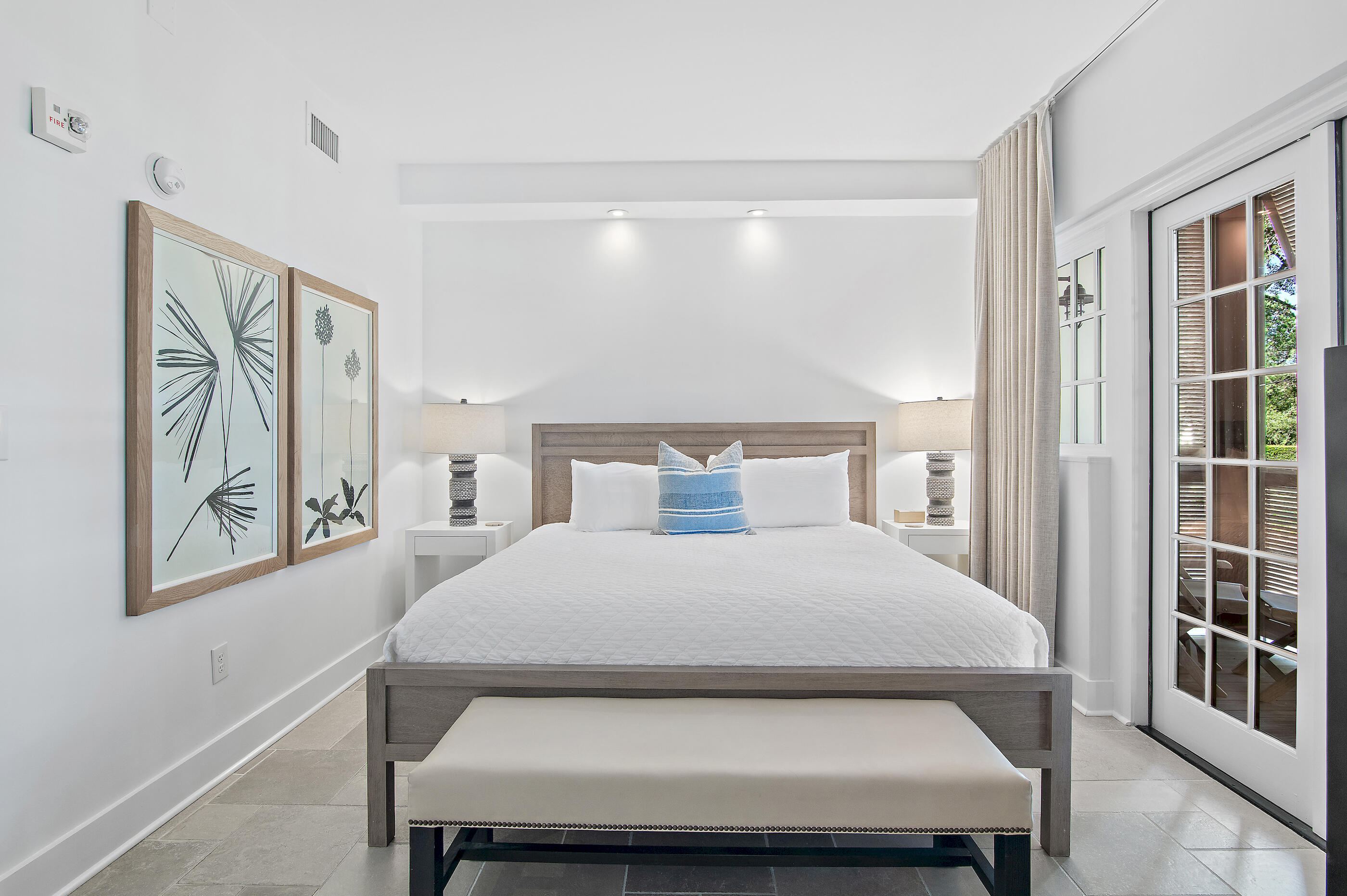 136 Georgetown Avenue 2E-1