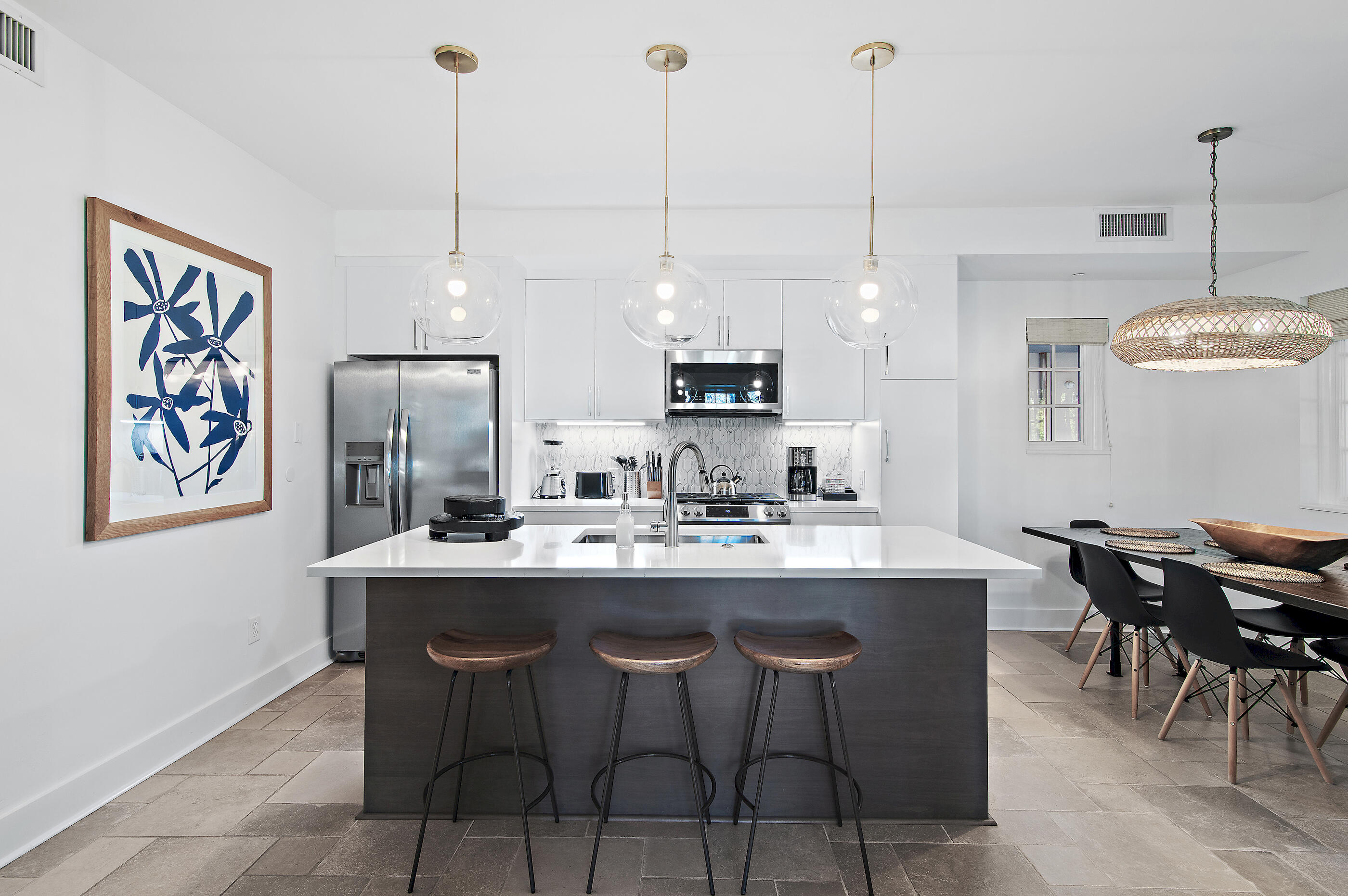 136 Georgetown Avenue 2E-1