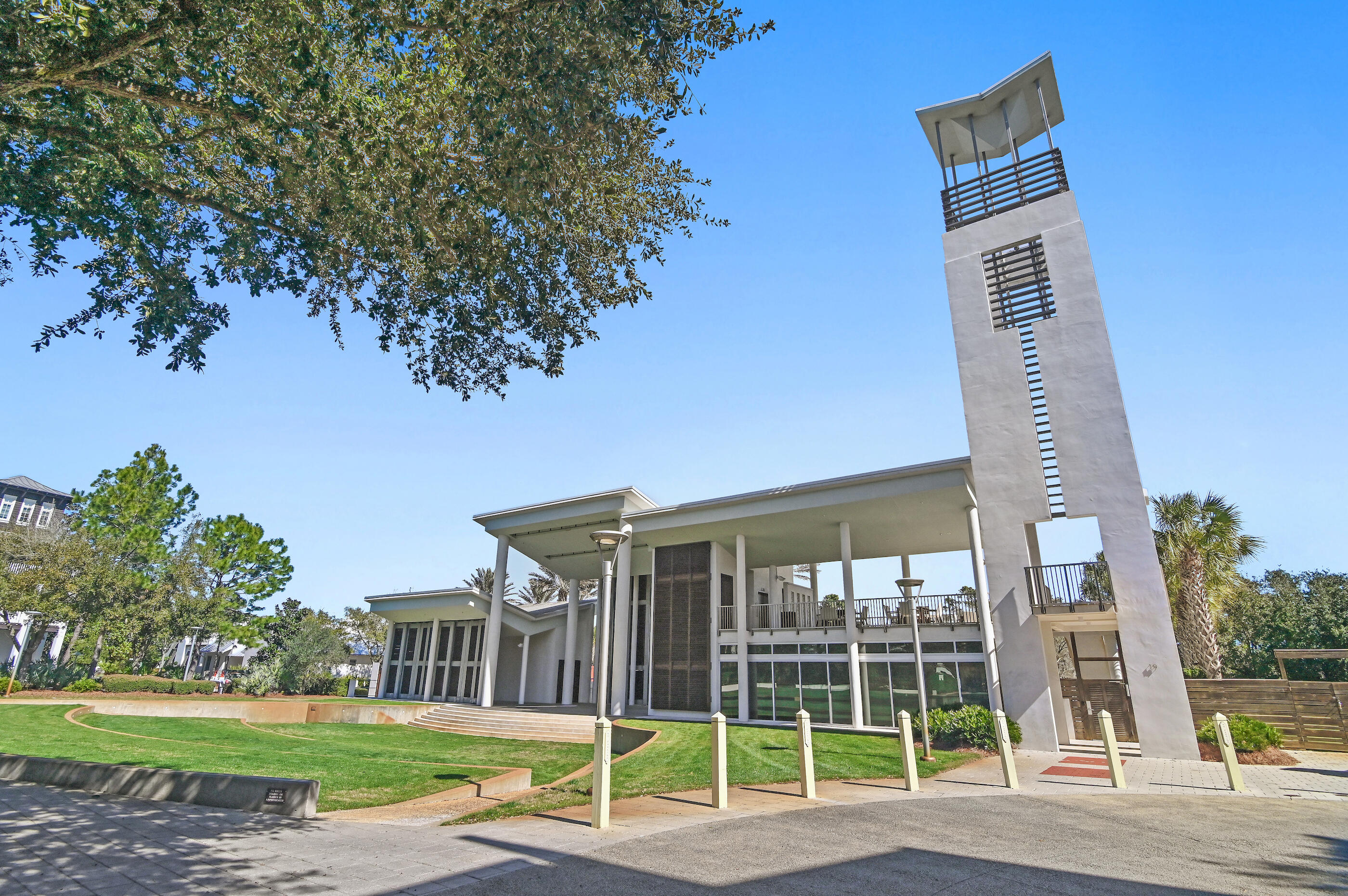 136 Georgetown Avenue 2E-1