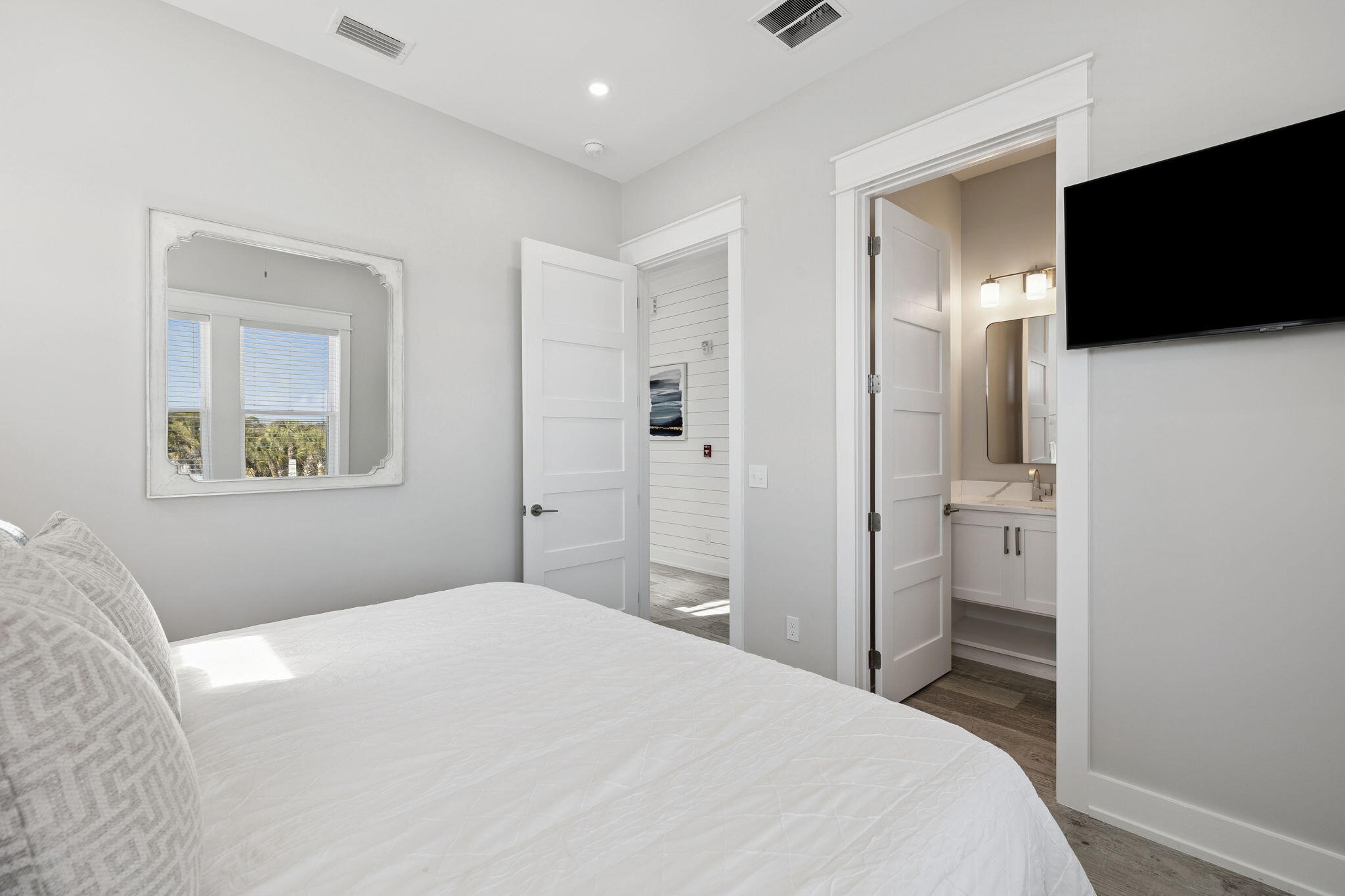 16525 Front Beach Road