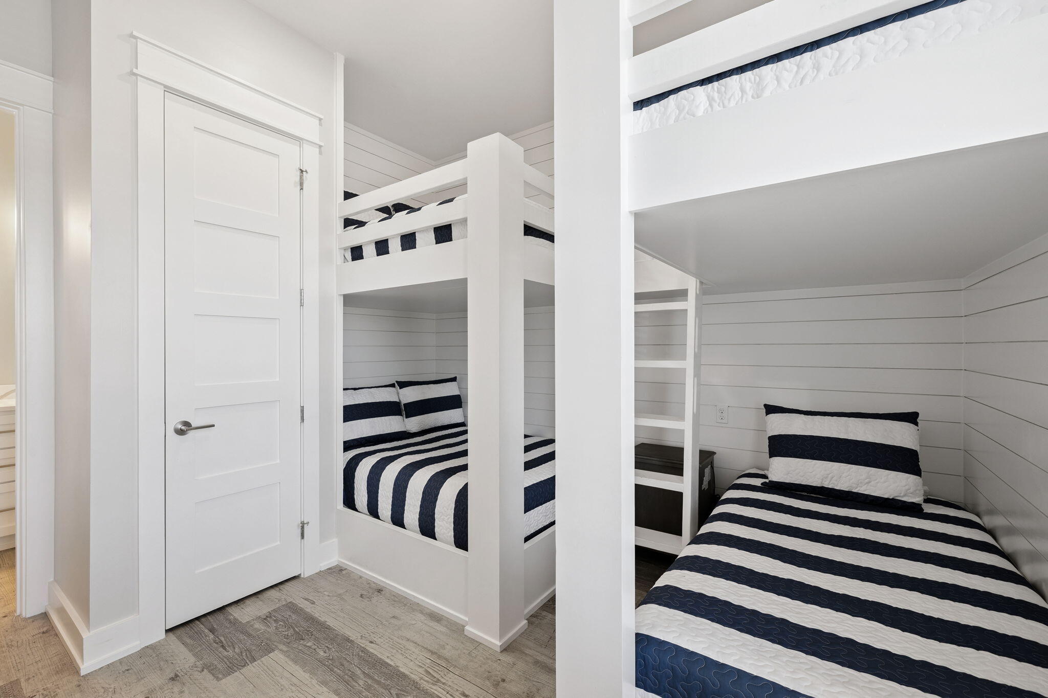 16525 Front Beach Road