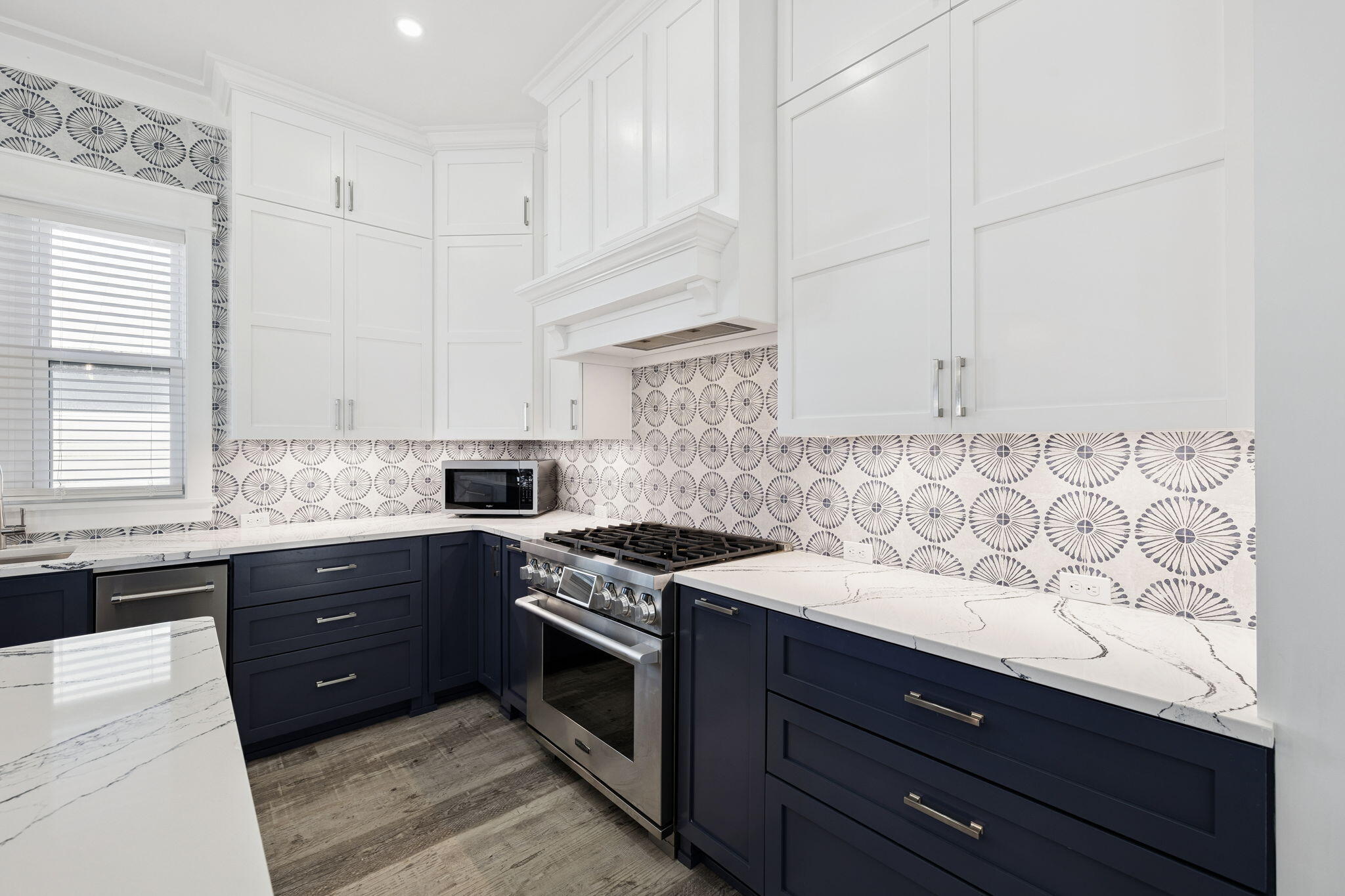 16525 Front Beach Road