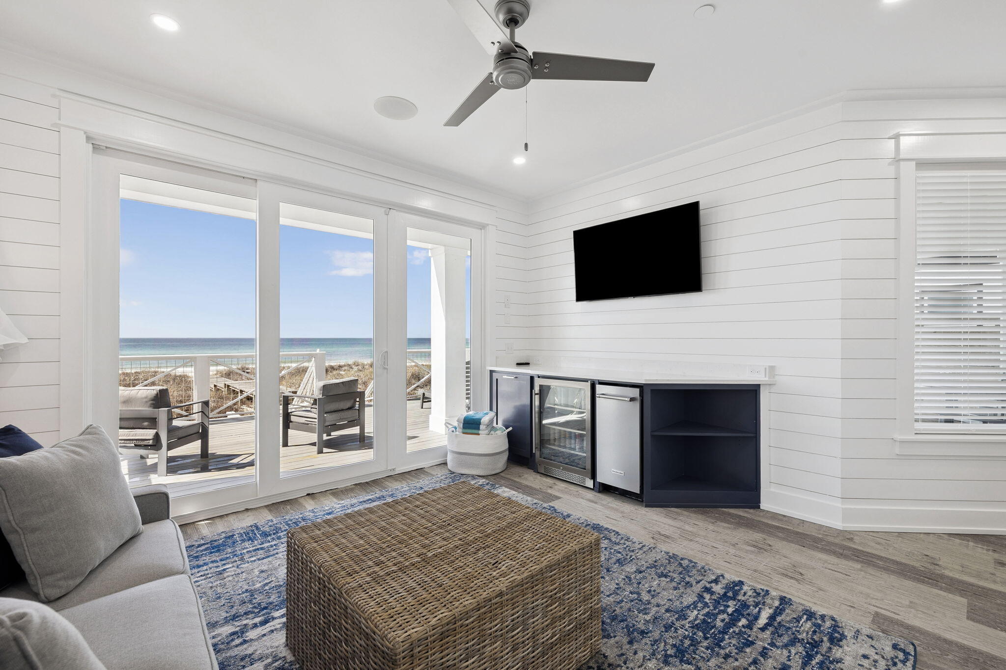 16525 Front Beach Road