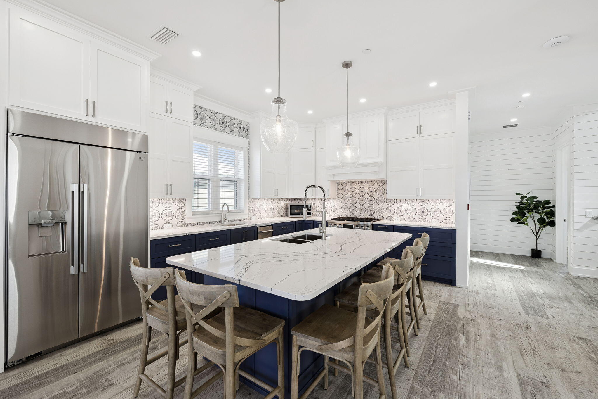 16525 Front Beach Road