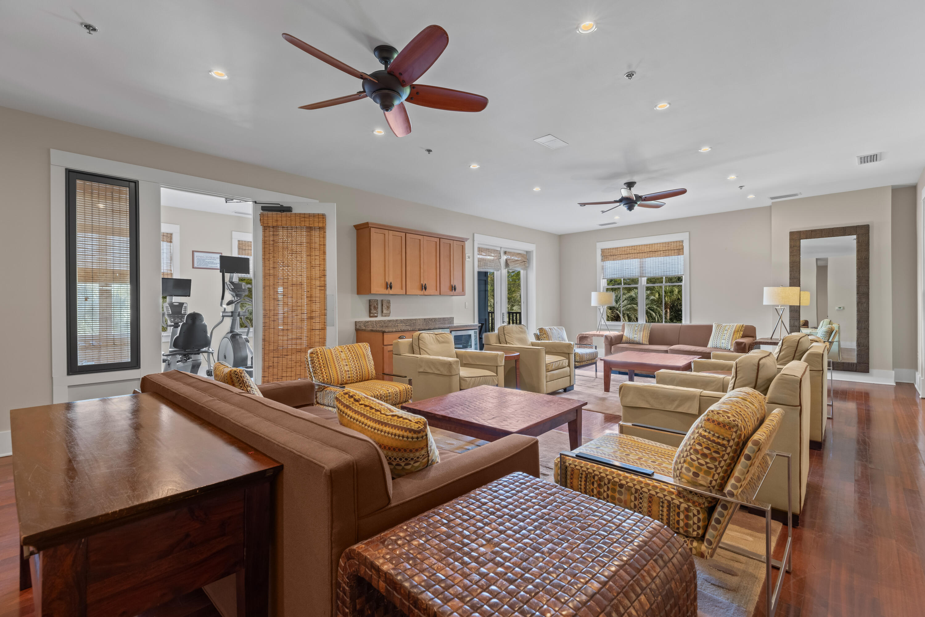2050 W County Highway 30A # M1407