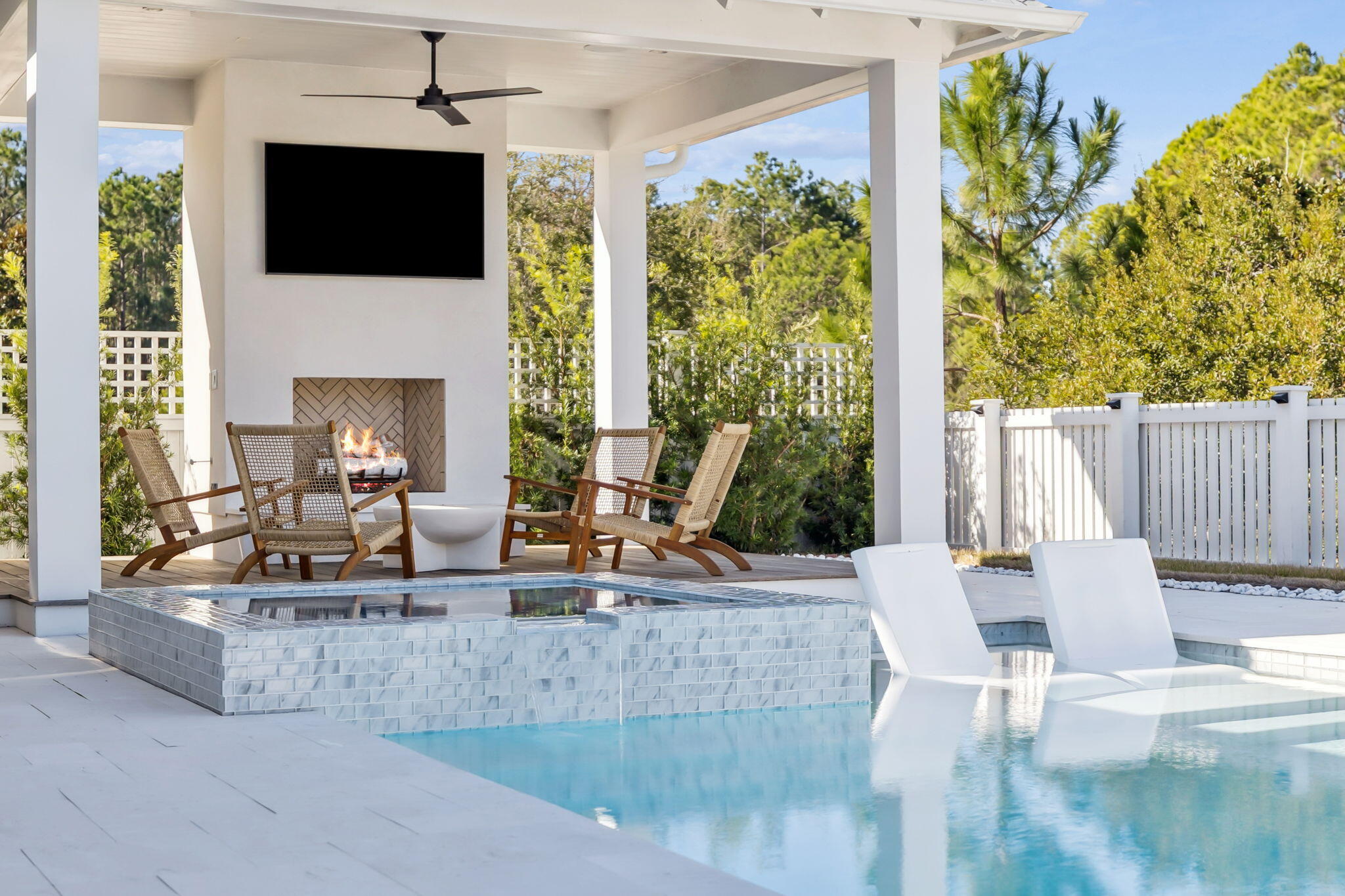 576 Cannonball Lane