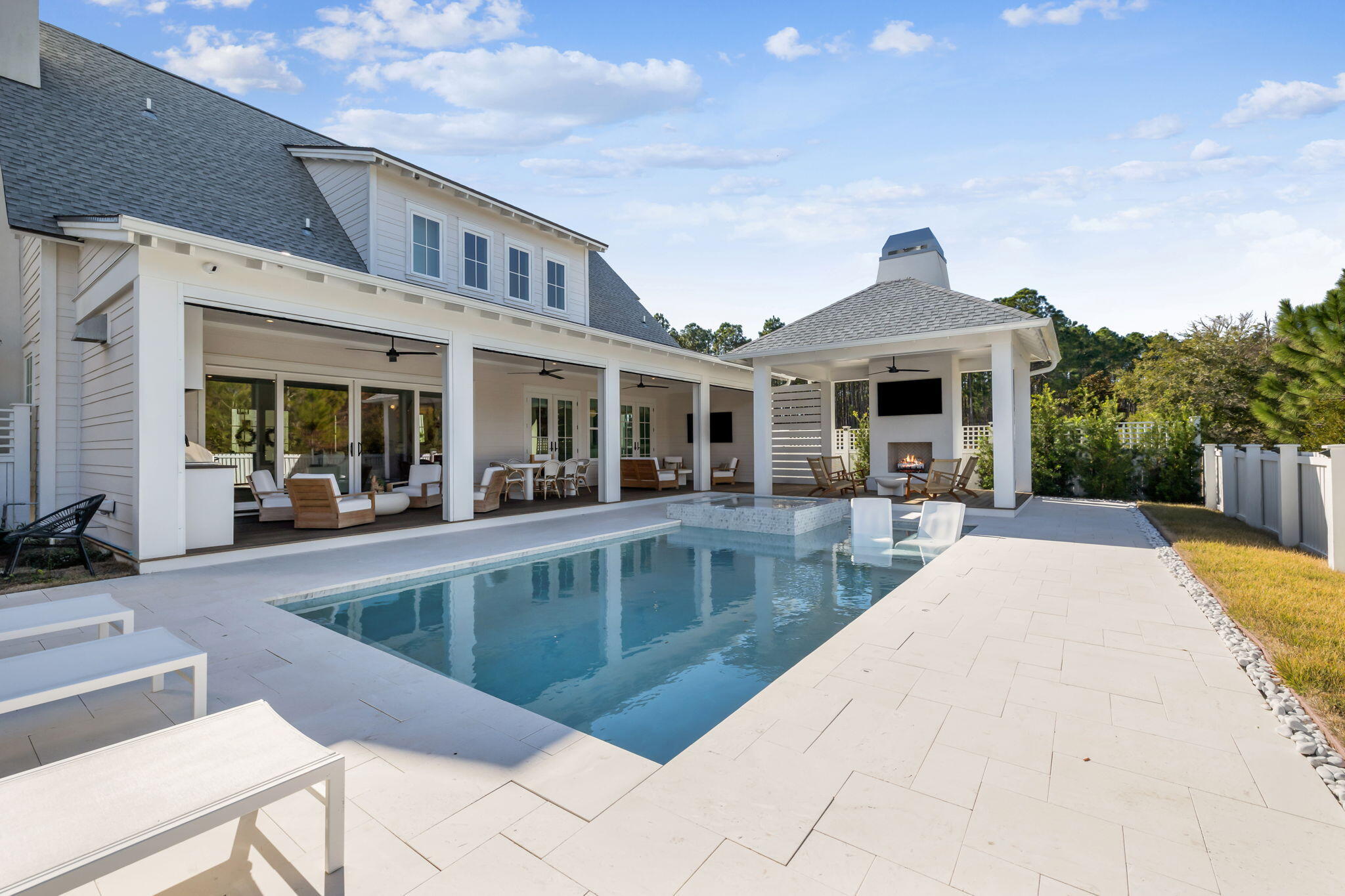 576 Cannonball Lane