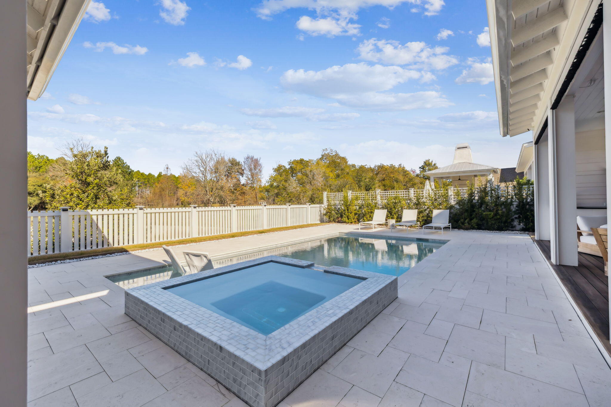 576 Cannonball Lane