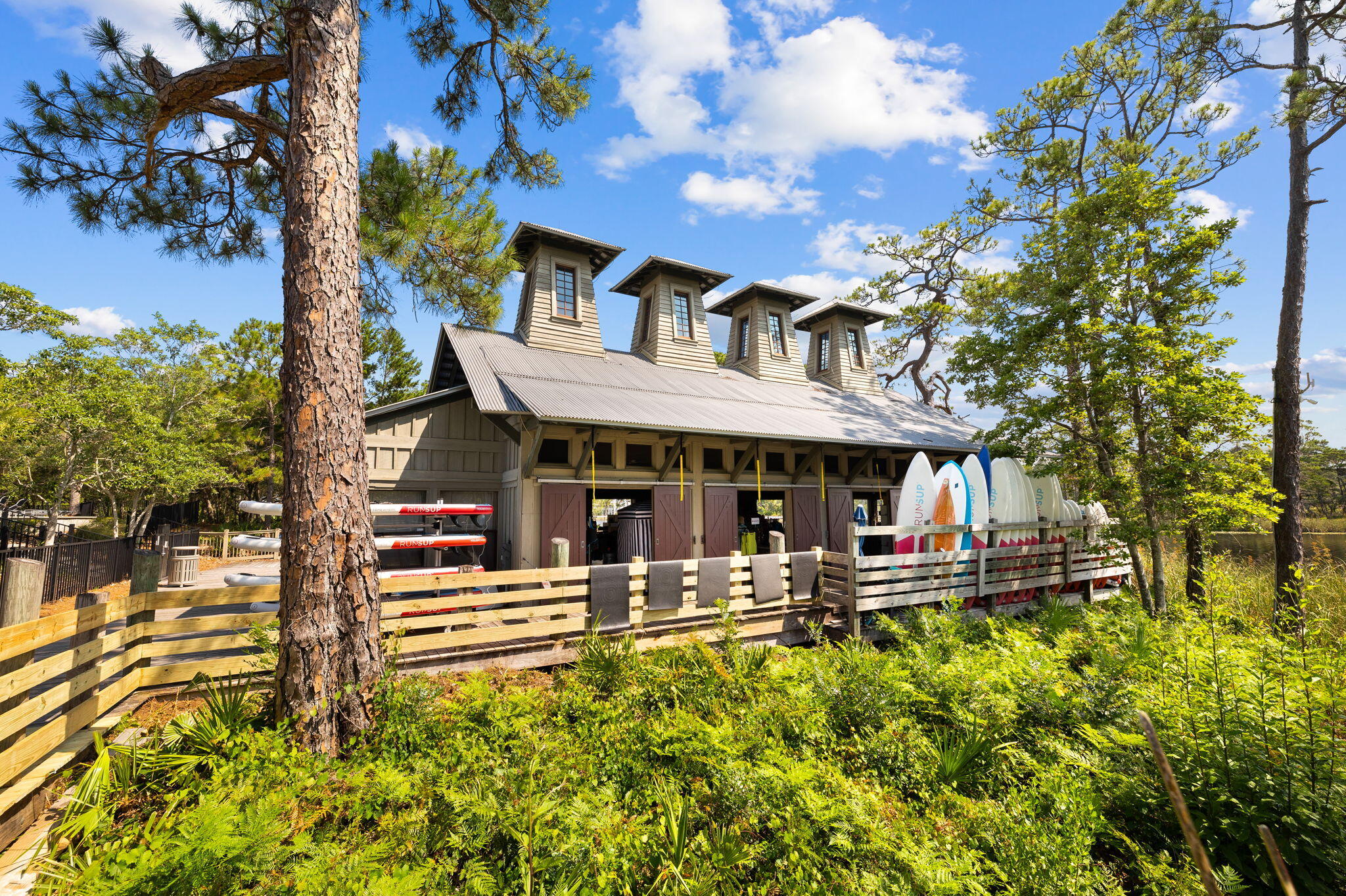 81 Western Lake Drive