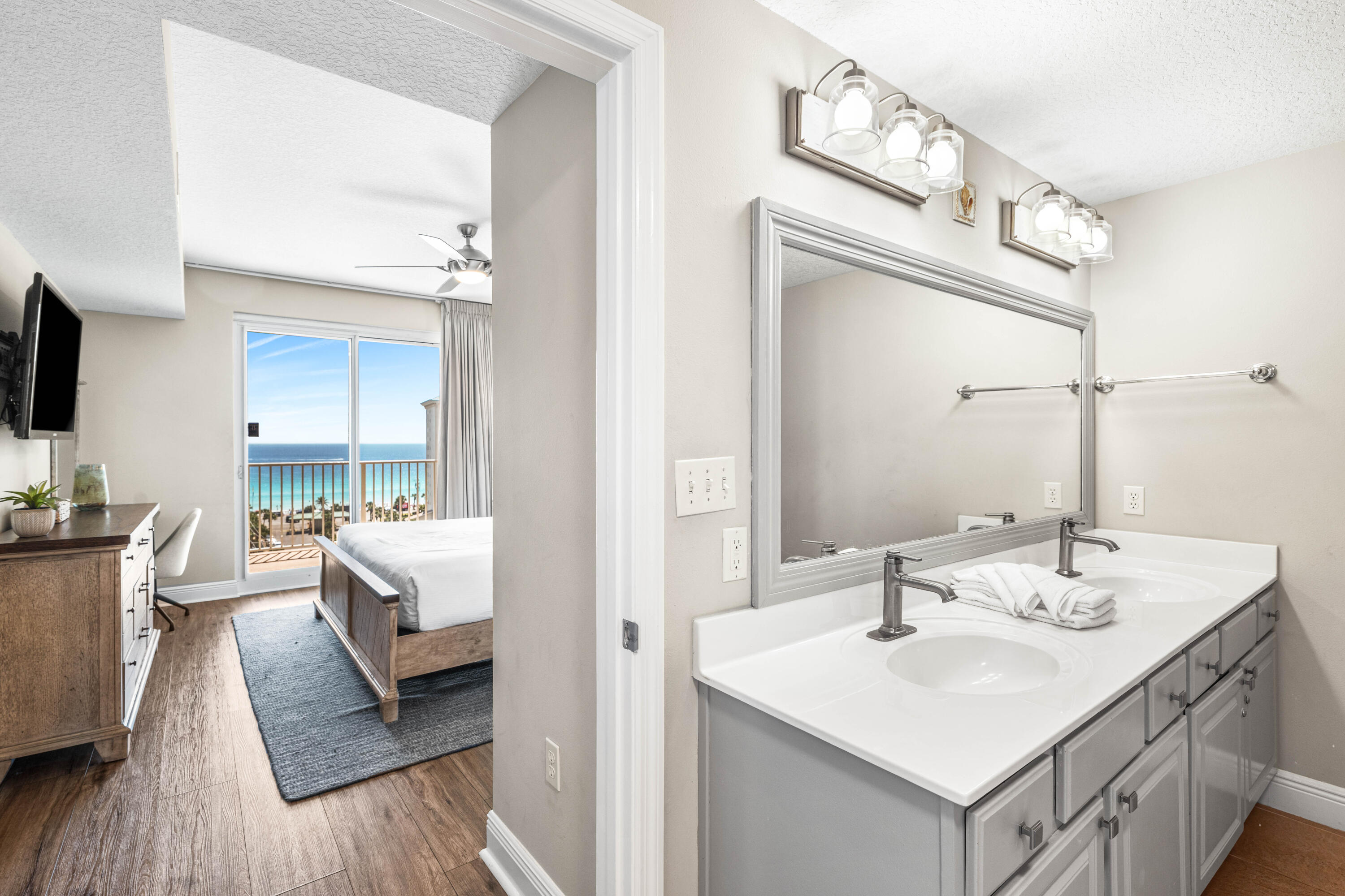 112 Seascape Drive UNIT 904