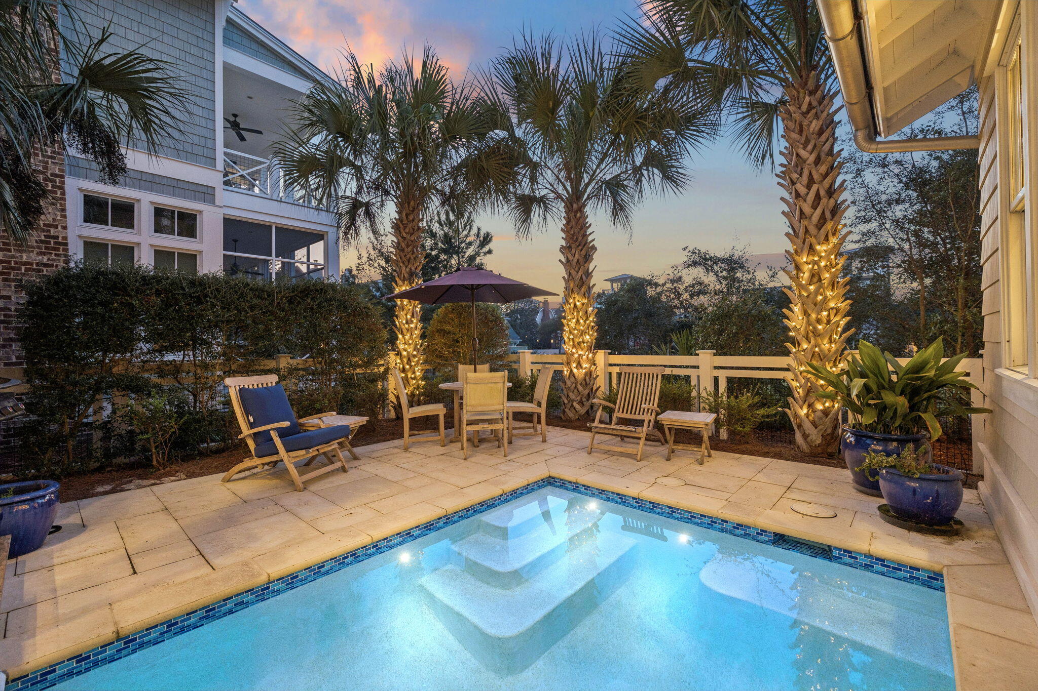 17 Compass Point Way