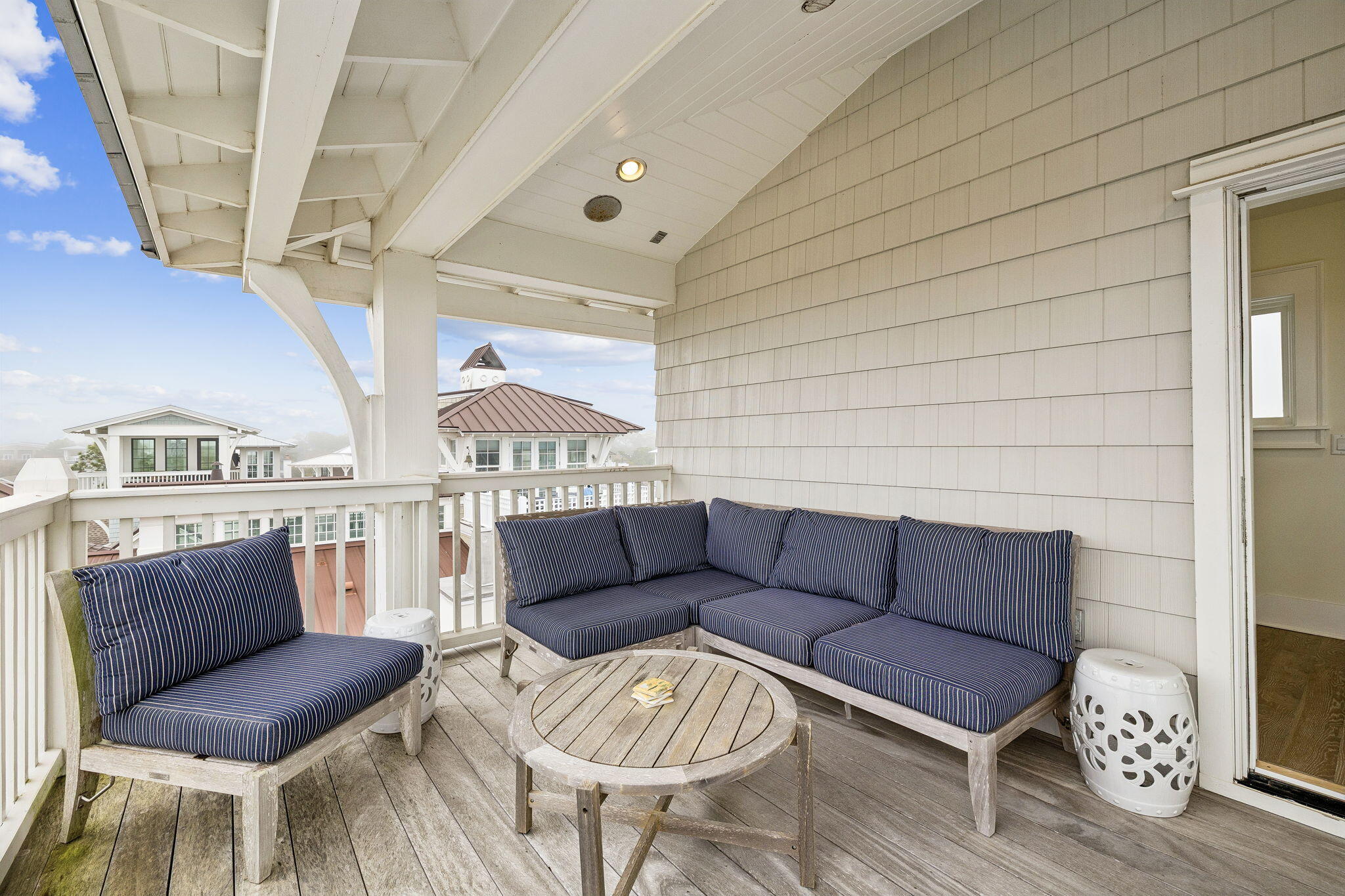 17 Compass Point Way