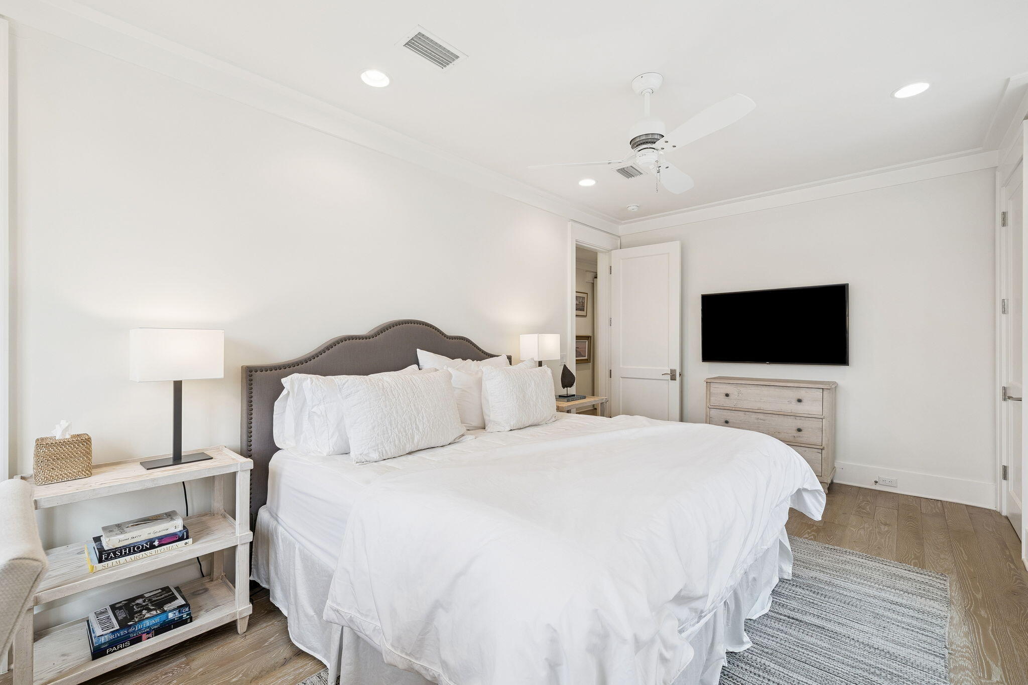 17 Compass Point Way