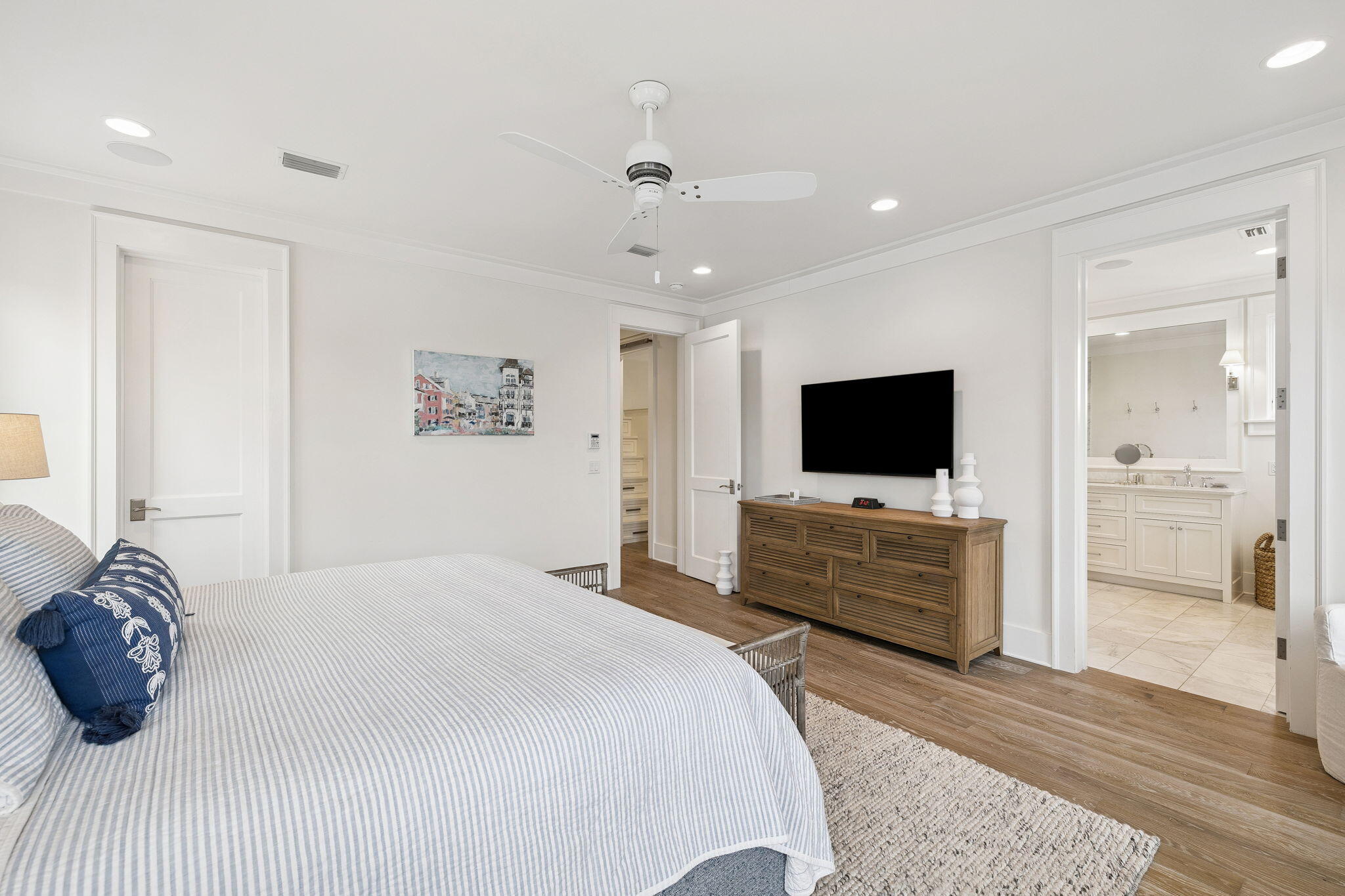 17 Compass Point Way