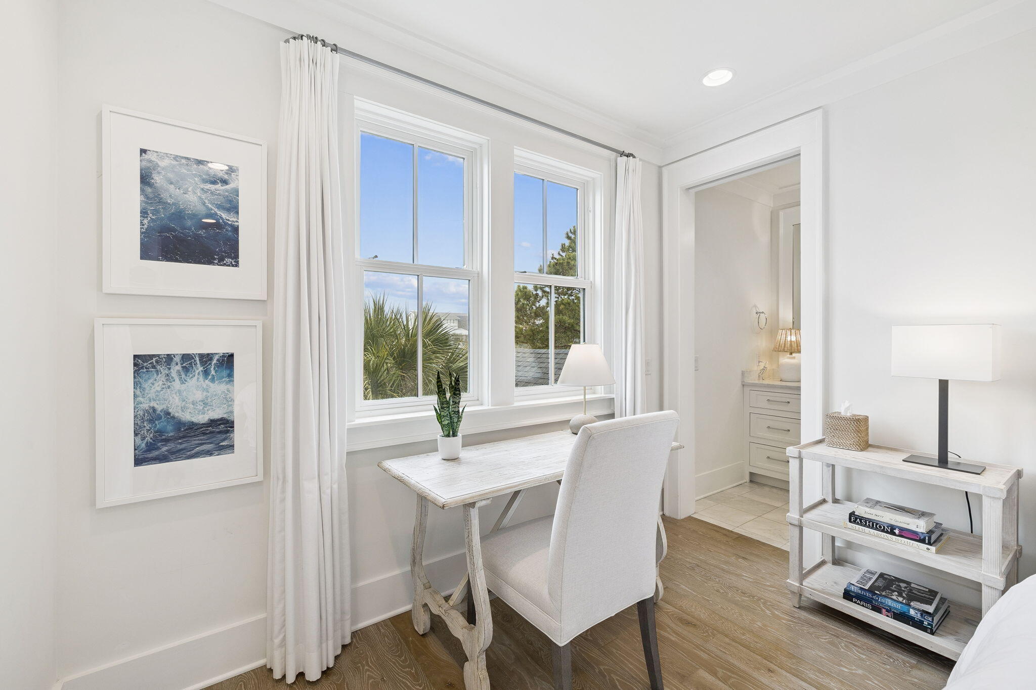 17 Compass Point Way