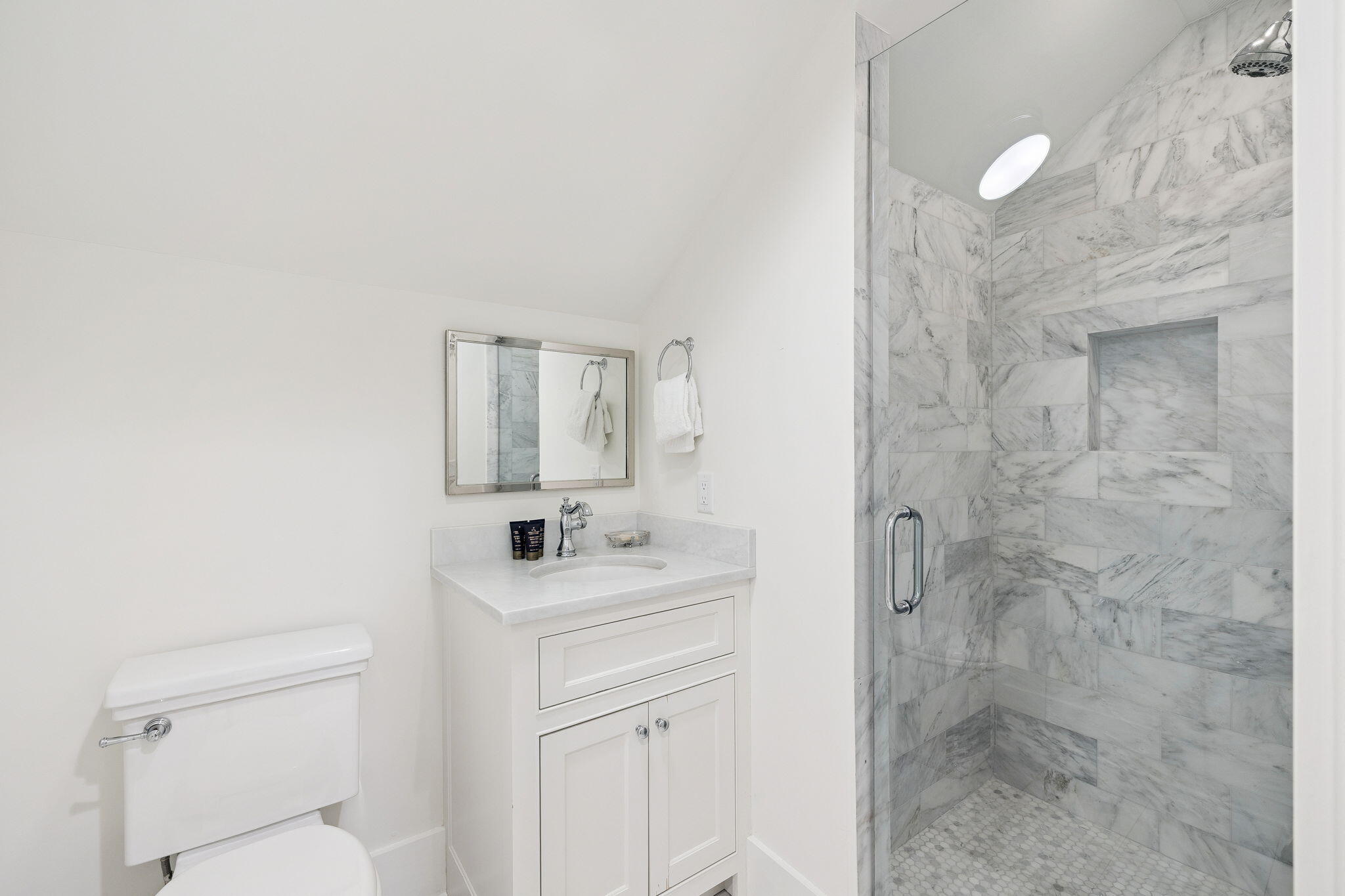 17 Compass Point Way