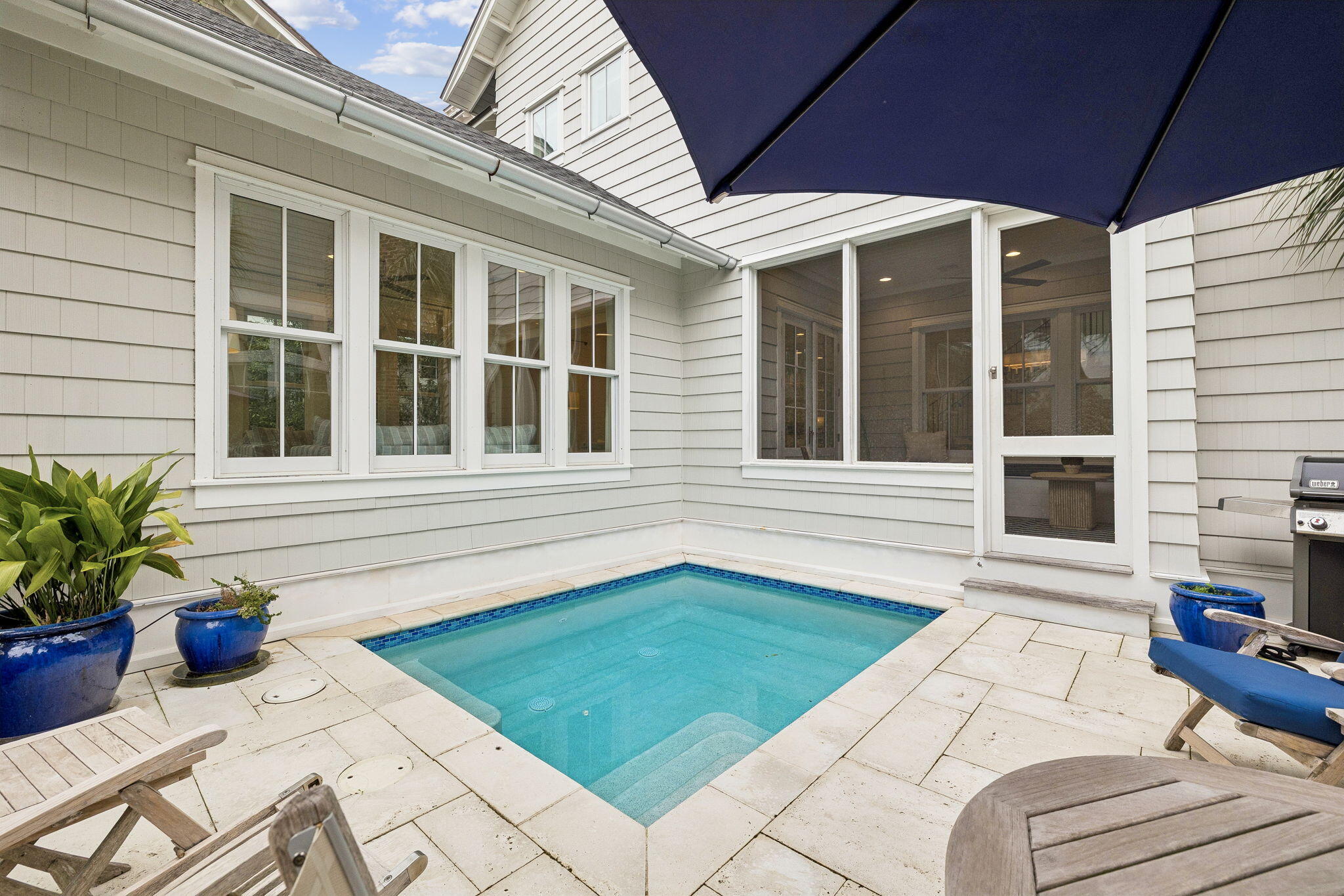 17 Compass Point Way