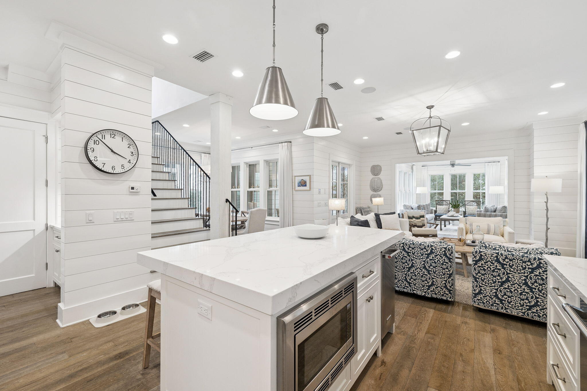 17 Compass Point Way