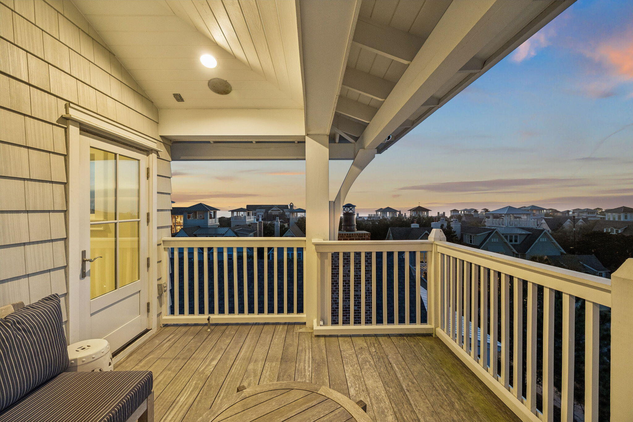 17 Compass Point Way