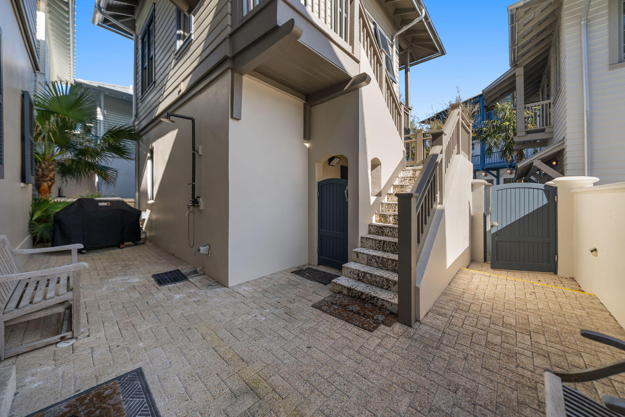 34 Atwoods Court