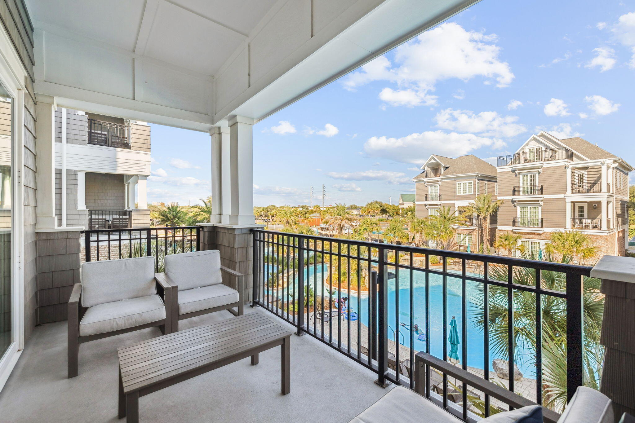 201 Henderson Resort Way 2104