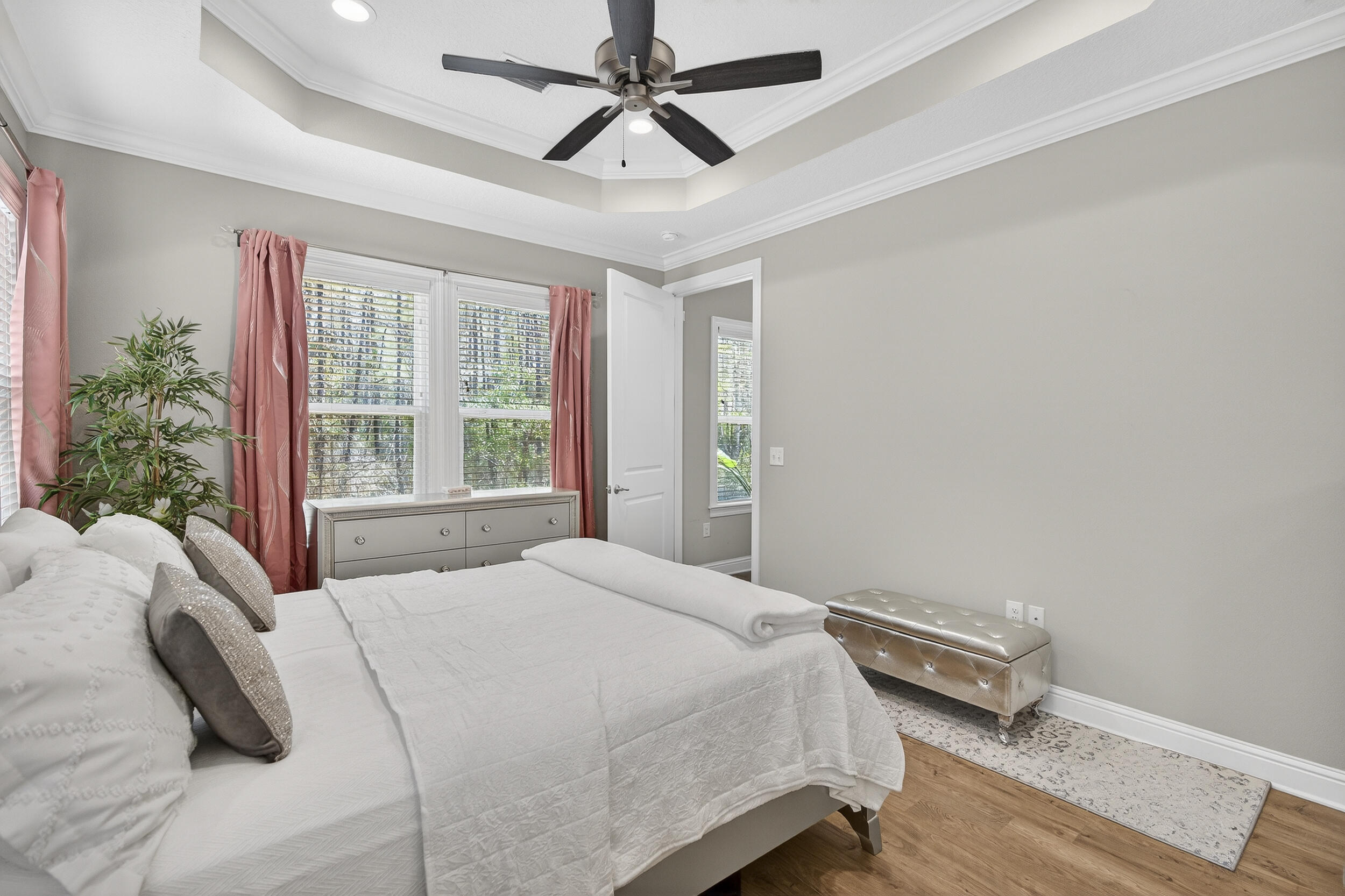 99 Laurel Oaks Drive