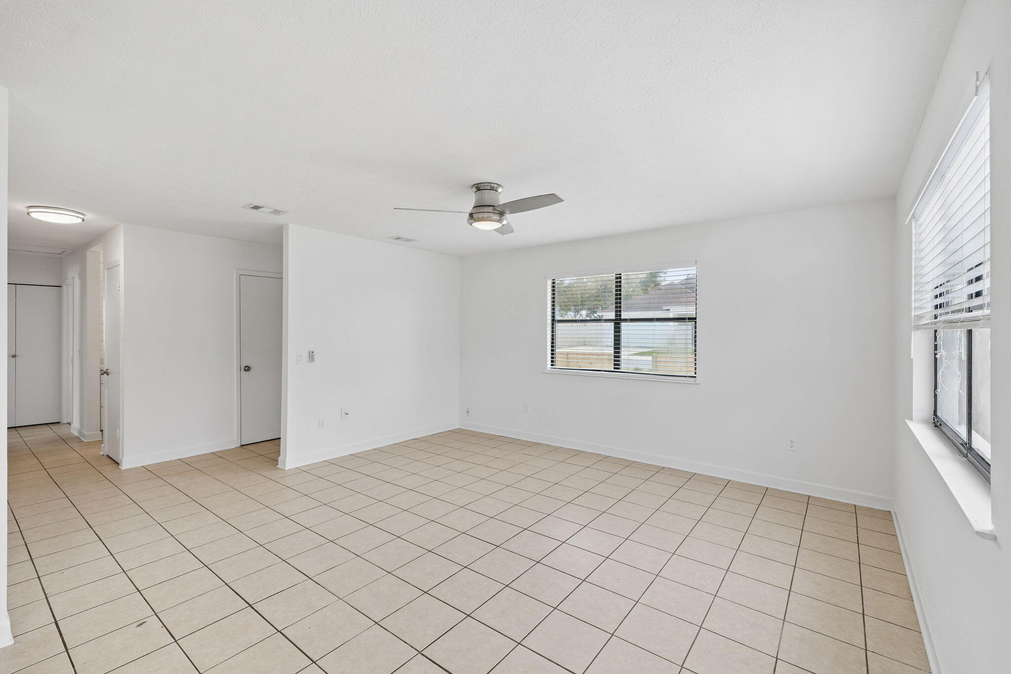 22604 Hilltop Avenue