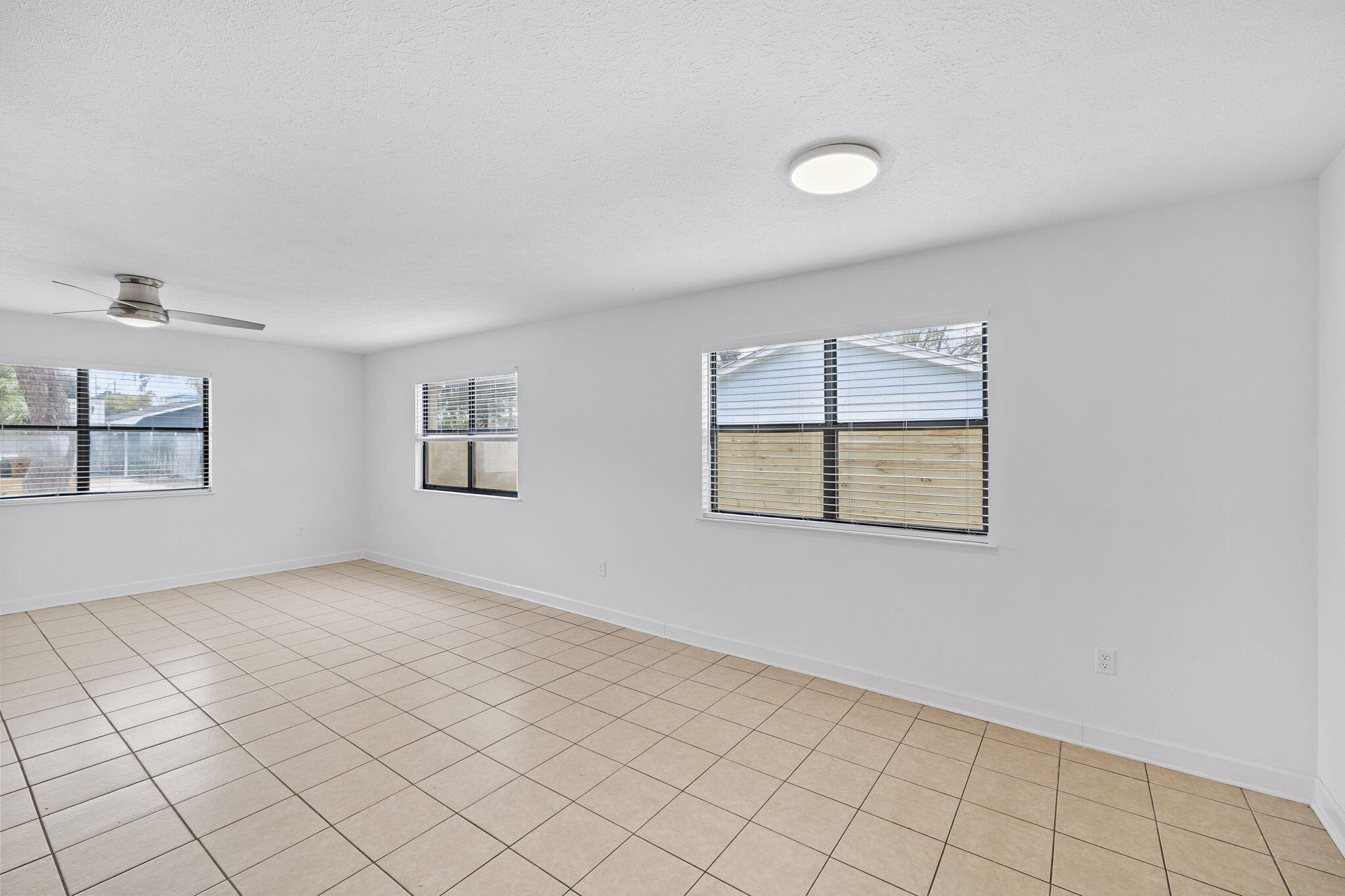 22604 Hilltop Avenue