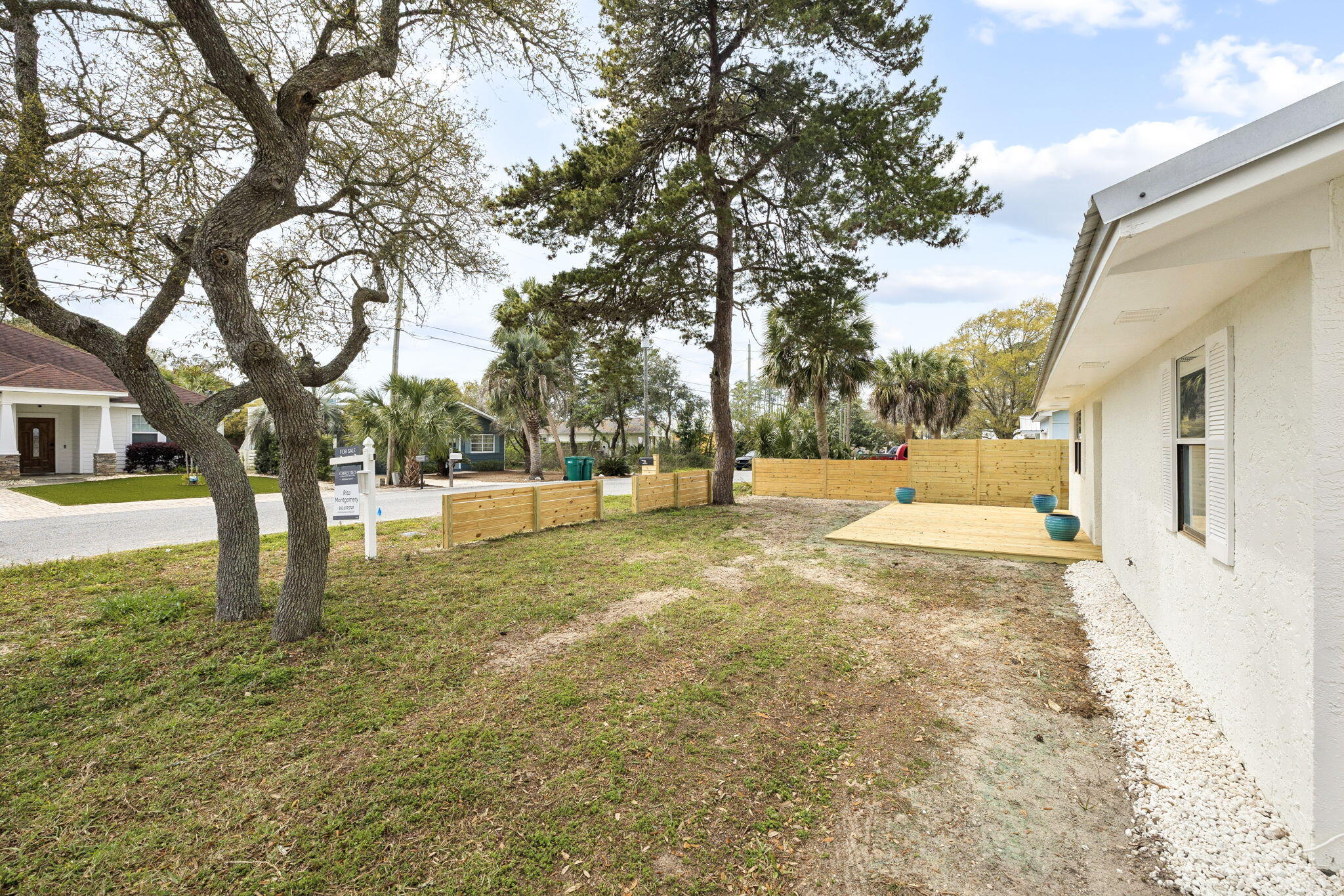 22604 Hilltop Avenue