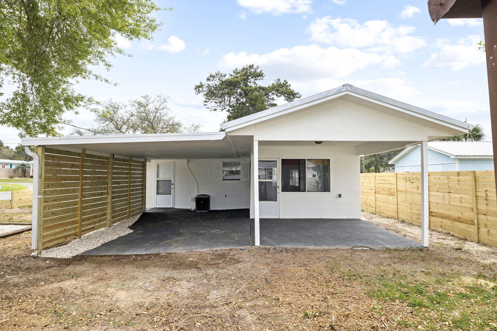 22604 Hilltop Avenue