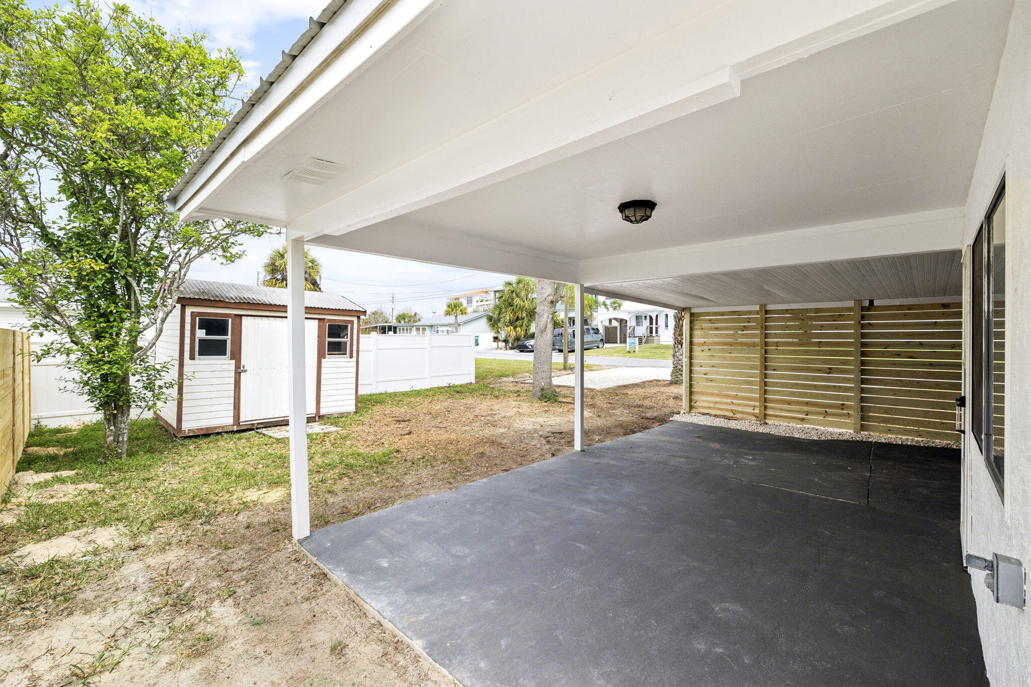 22604 Hilltop Avenue