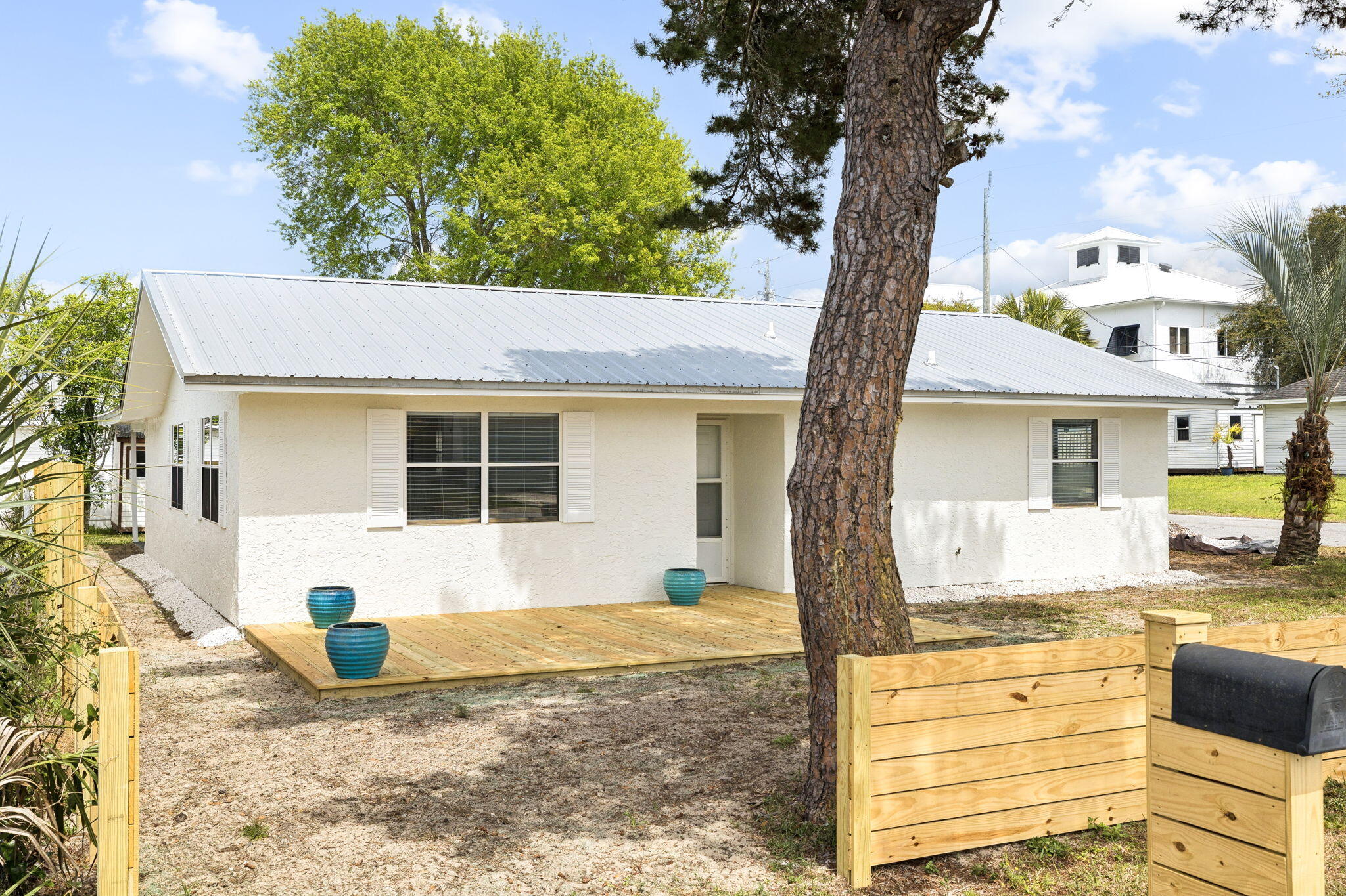 22604 Hilltop Avenue