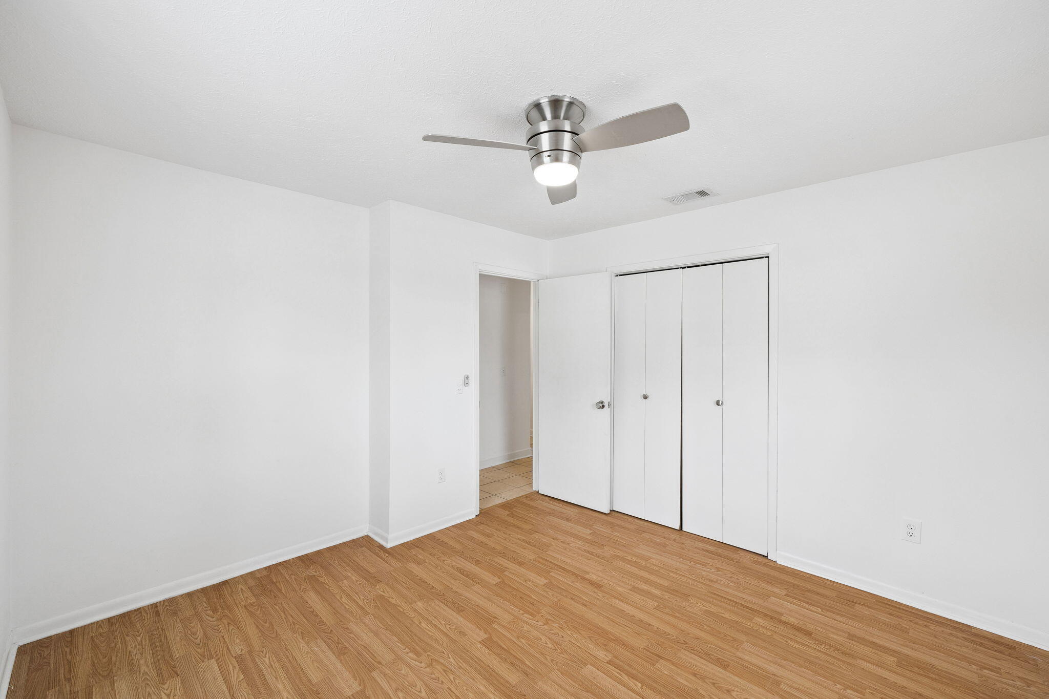 22604 Hilltop Avenue