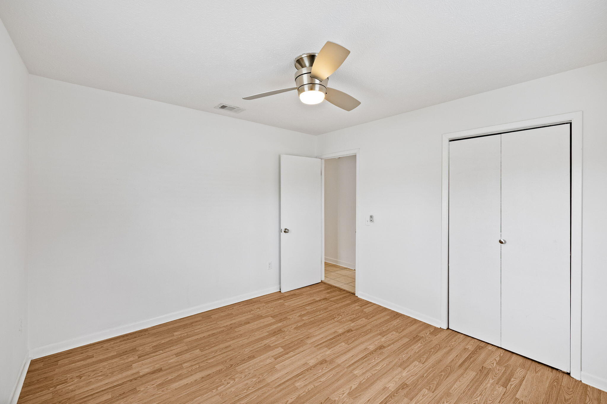 22604 Hilltop Avenue