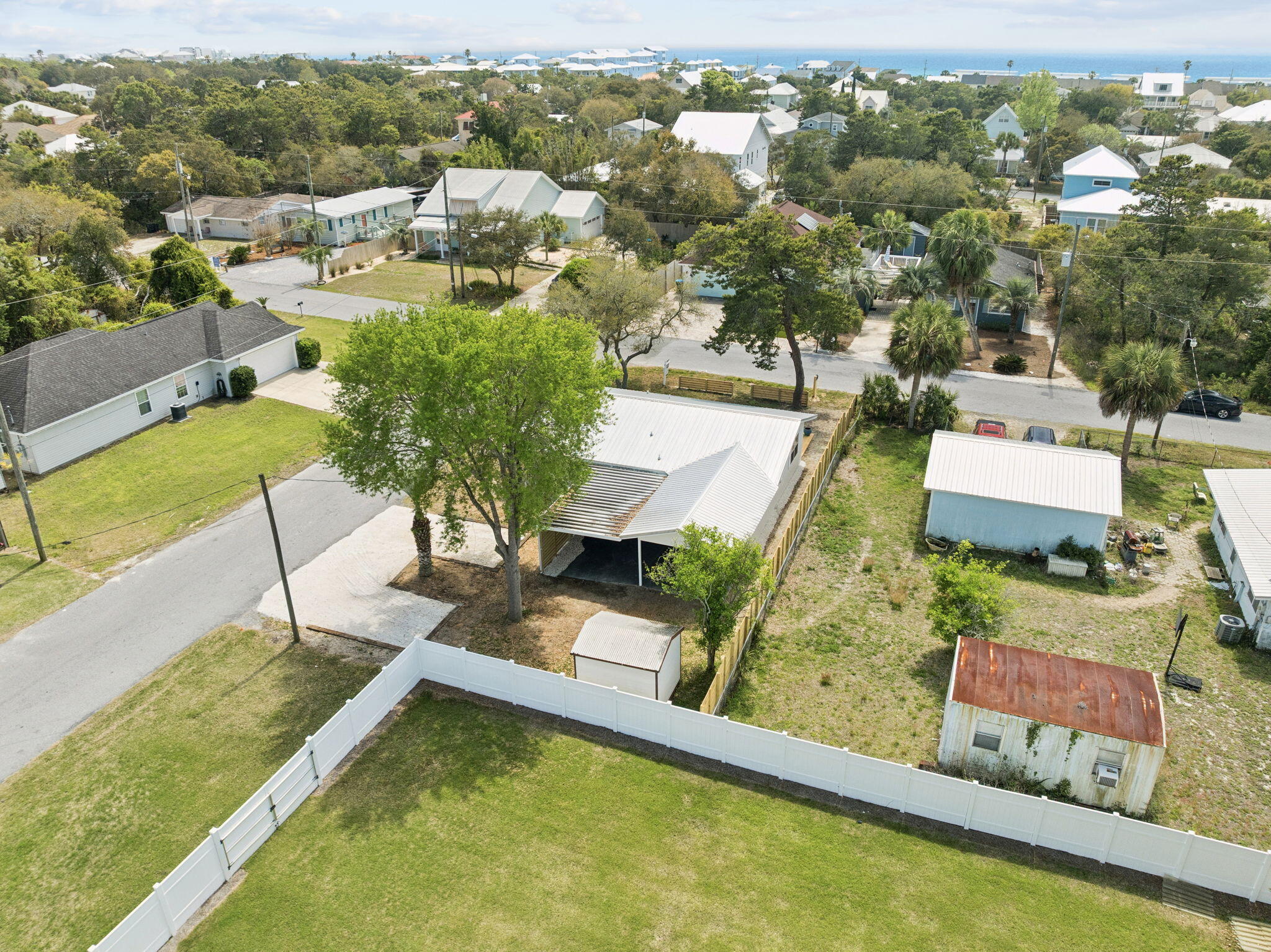 22604 Hilltop Avenue