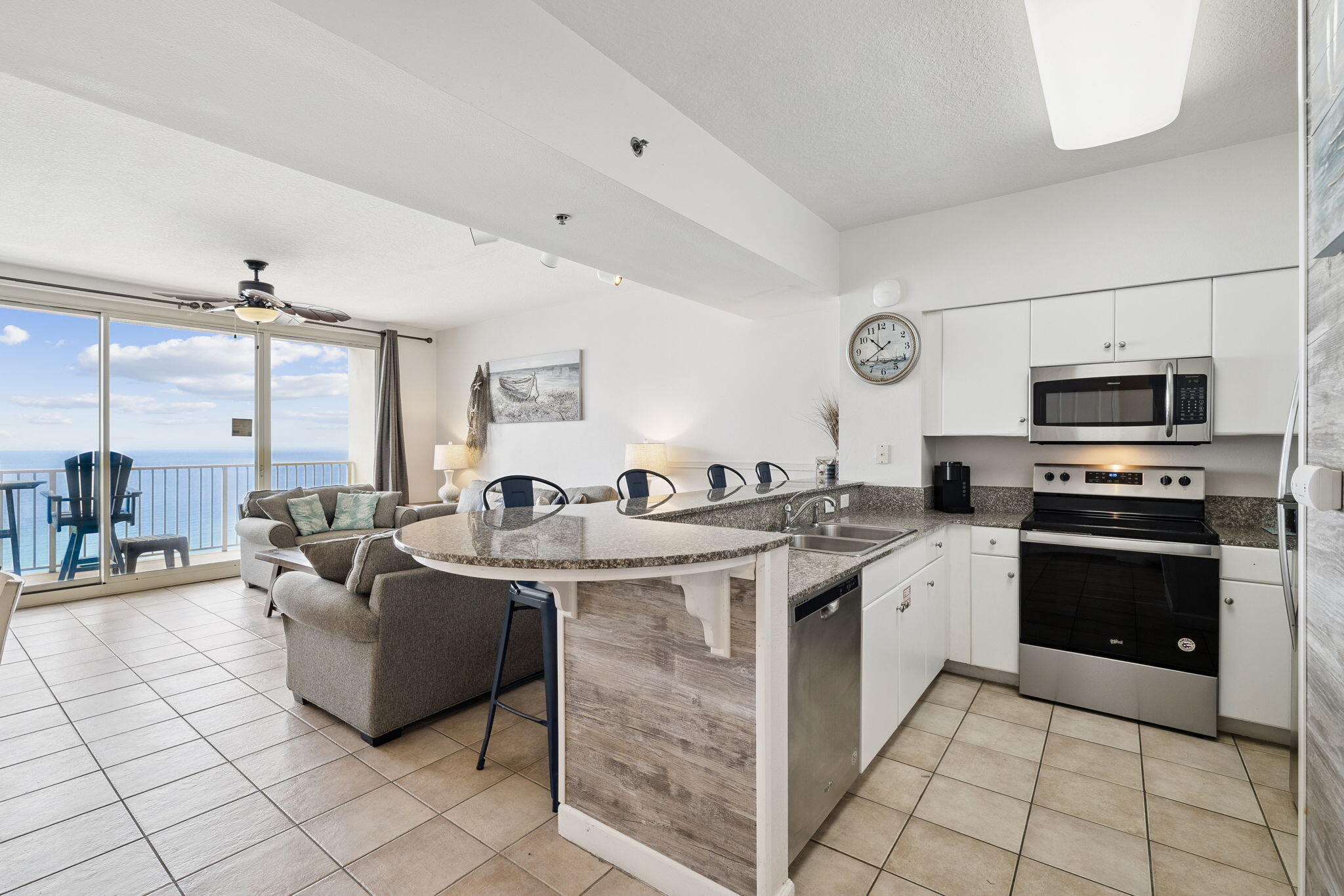 9900 S Thomas Drive UNIT 2011