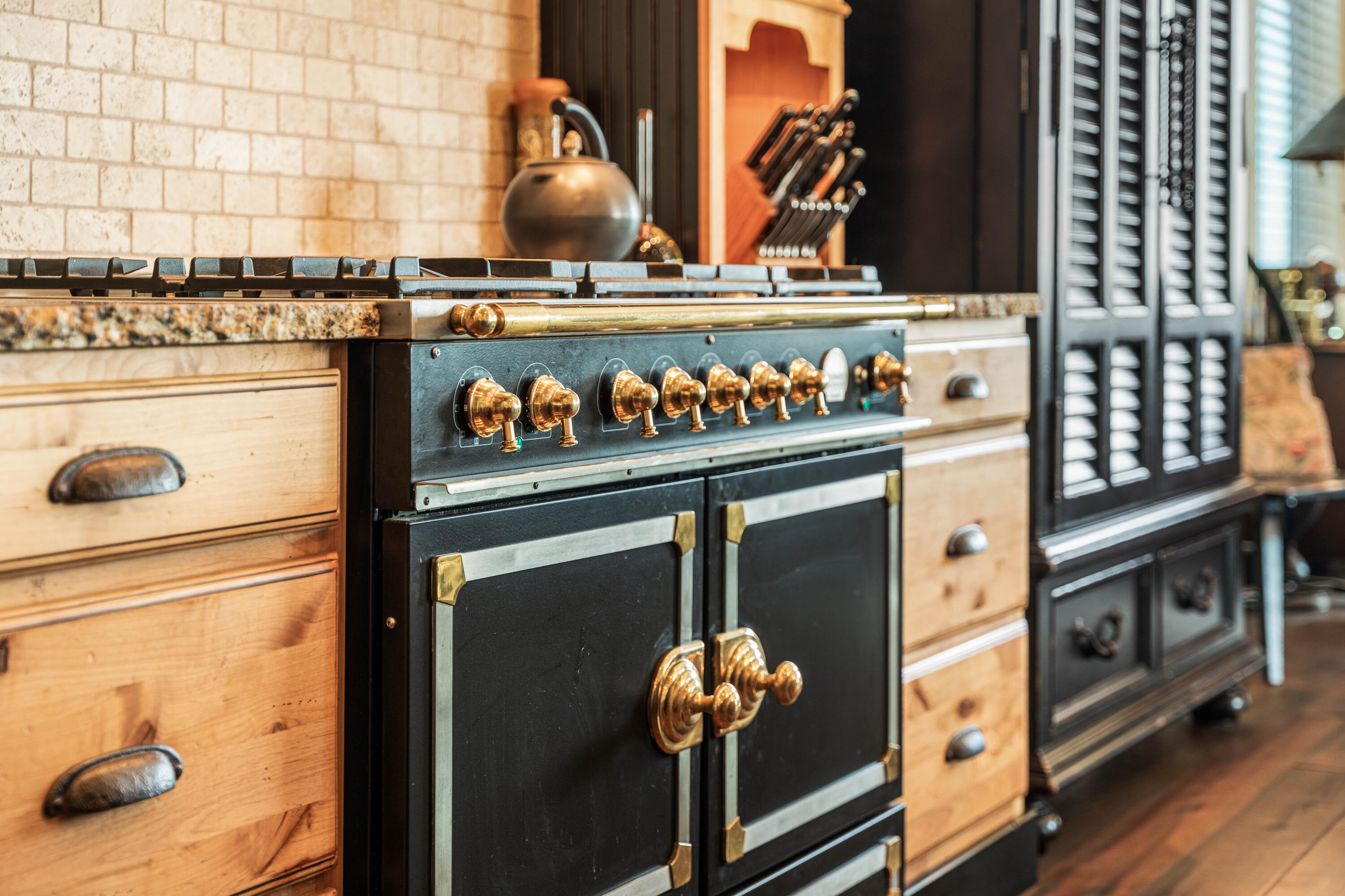 8944 Windgate Circle