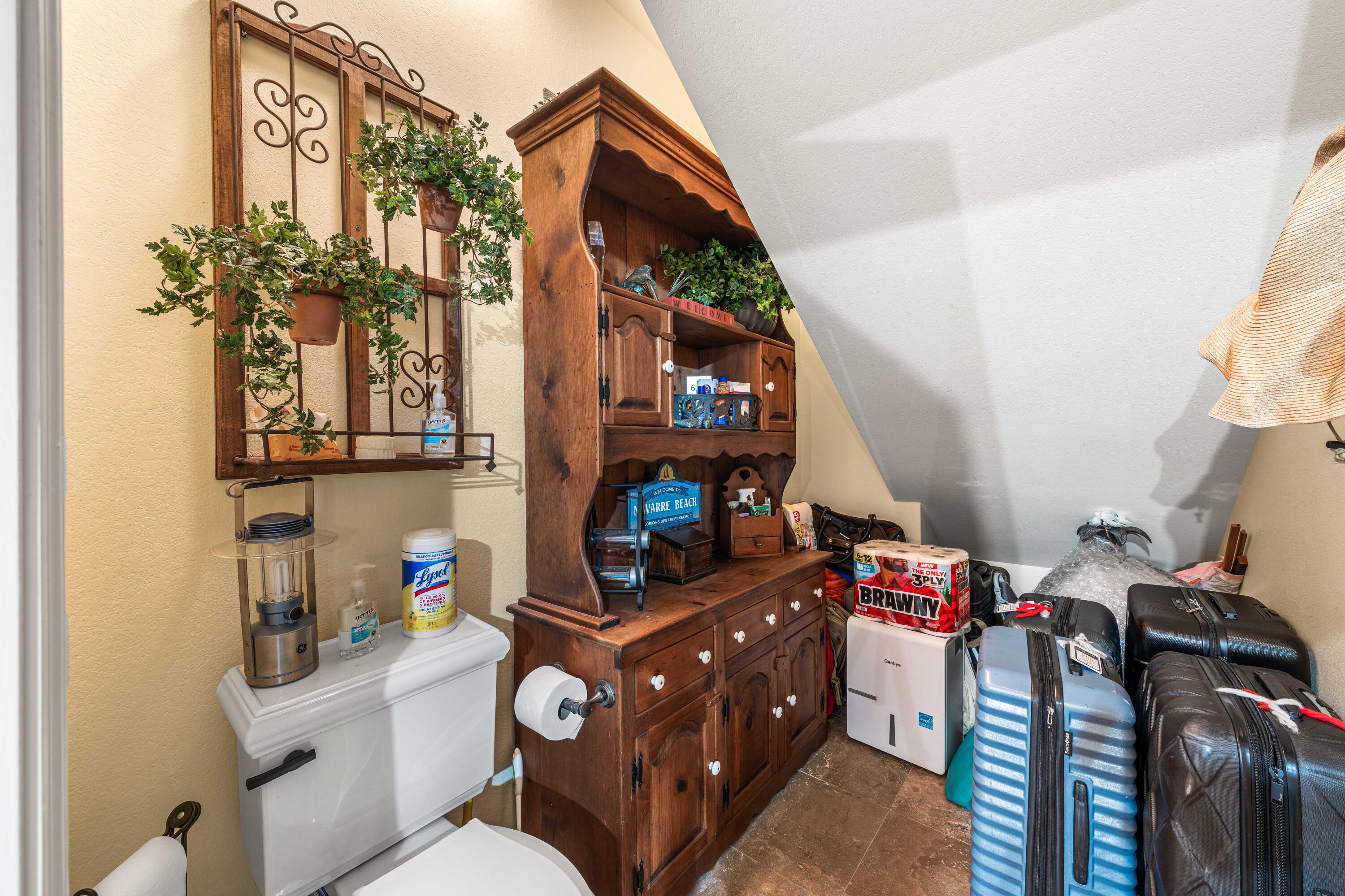 8944 Windgate Circle