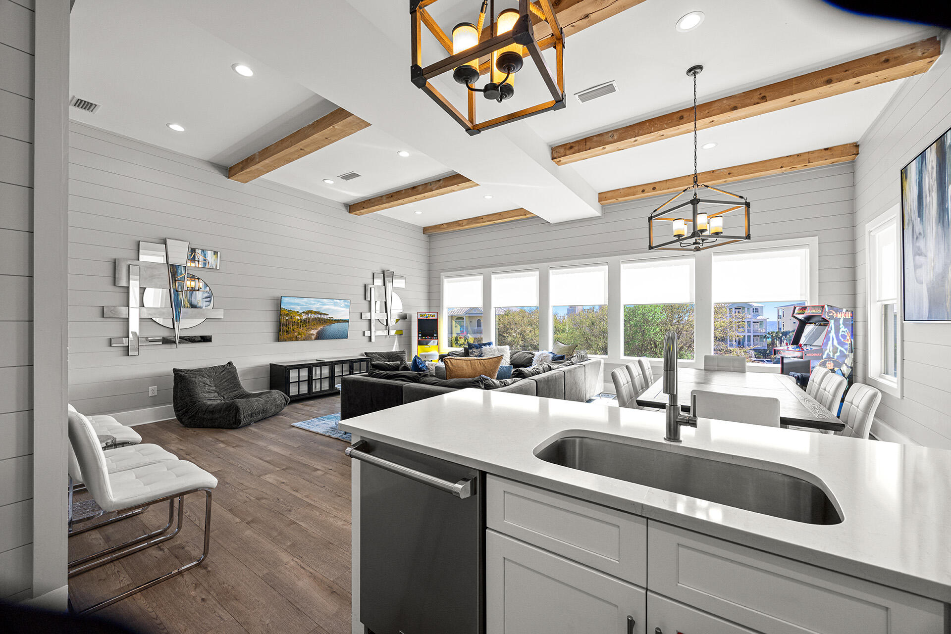 62 Cote D Azur Drive