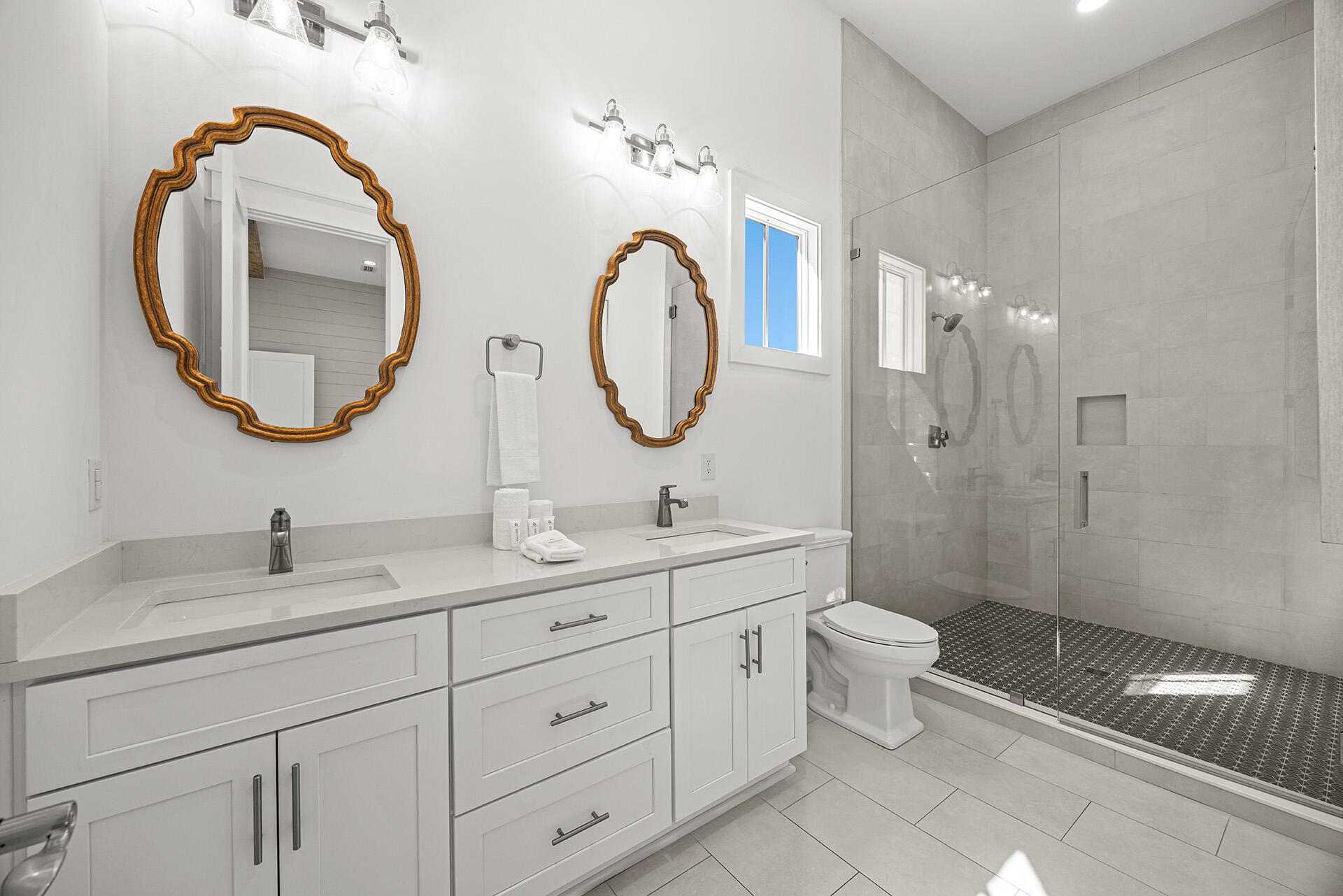 62 Cote D Azur Drive