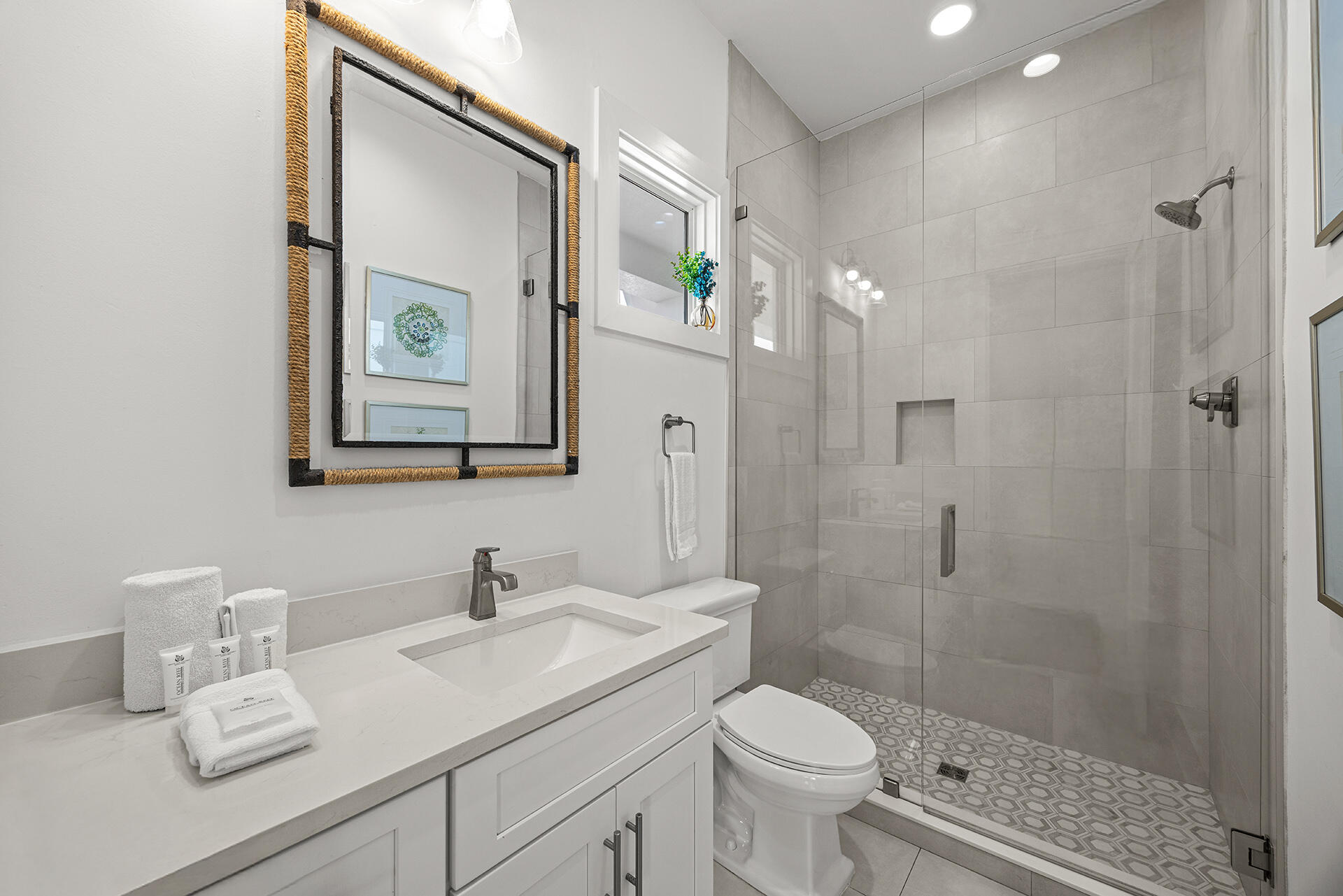 62 Cote D Azur Drive