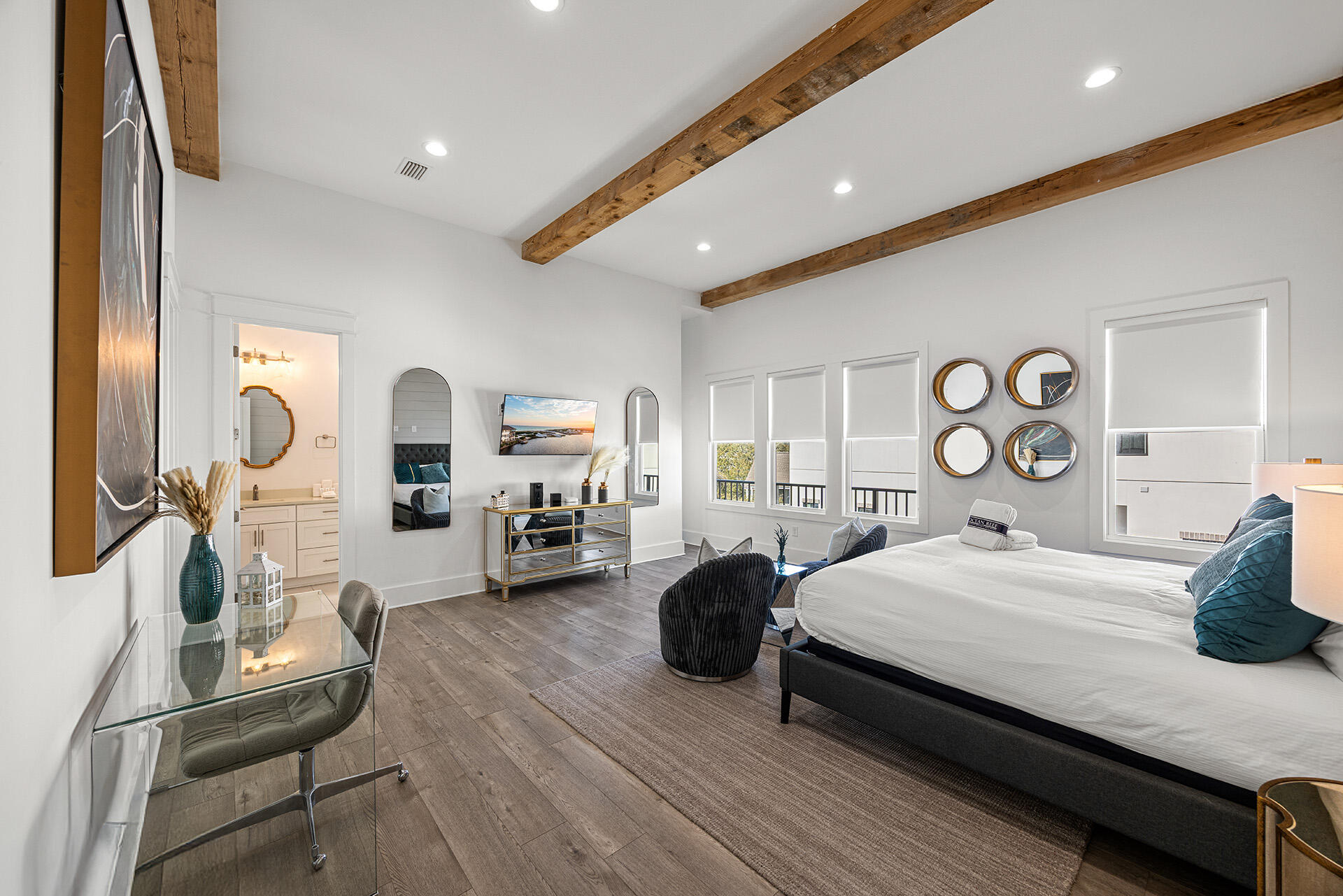 62 Cote D Azur Drive