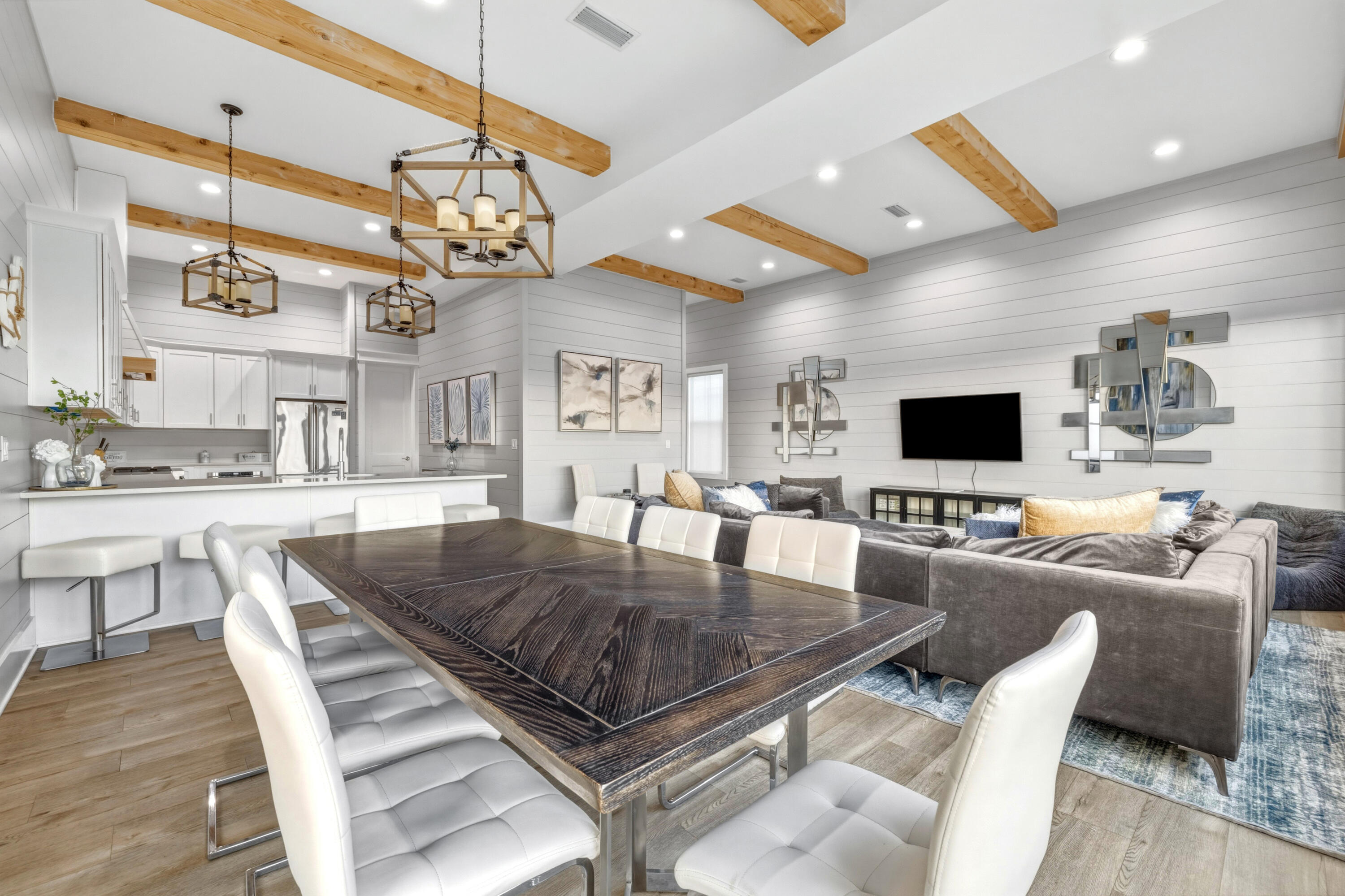 62 Cote D Azur Drive