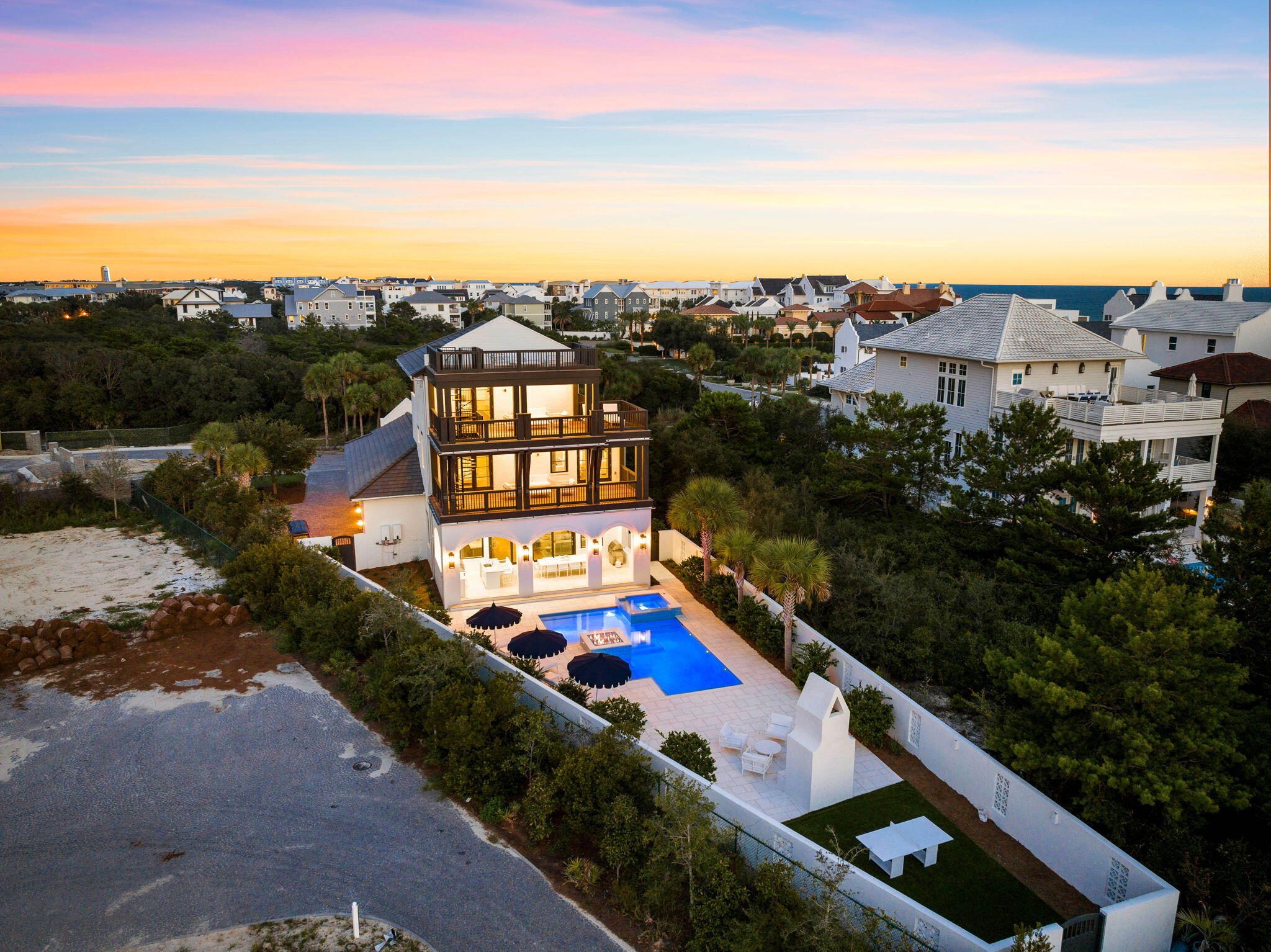 48 Paradise By The Sea Boulevard