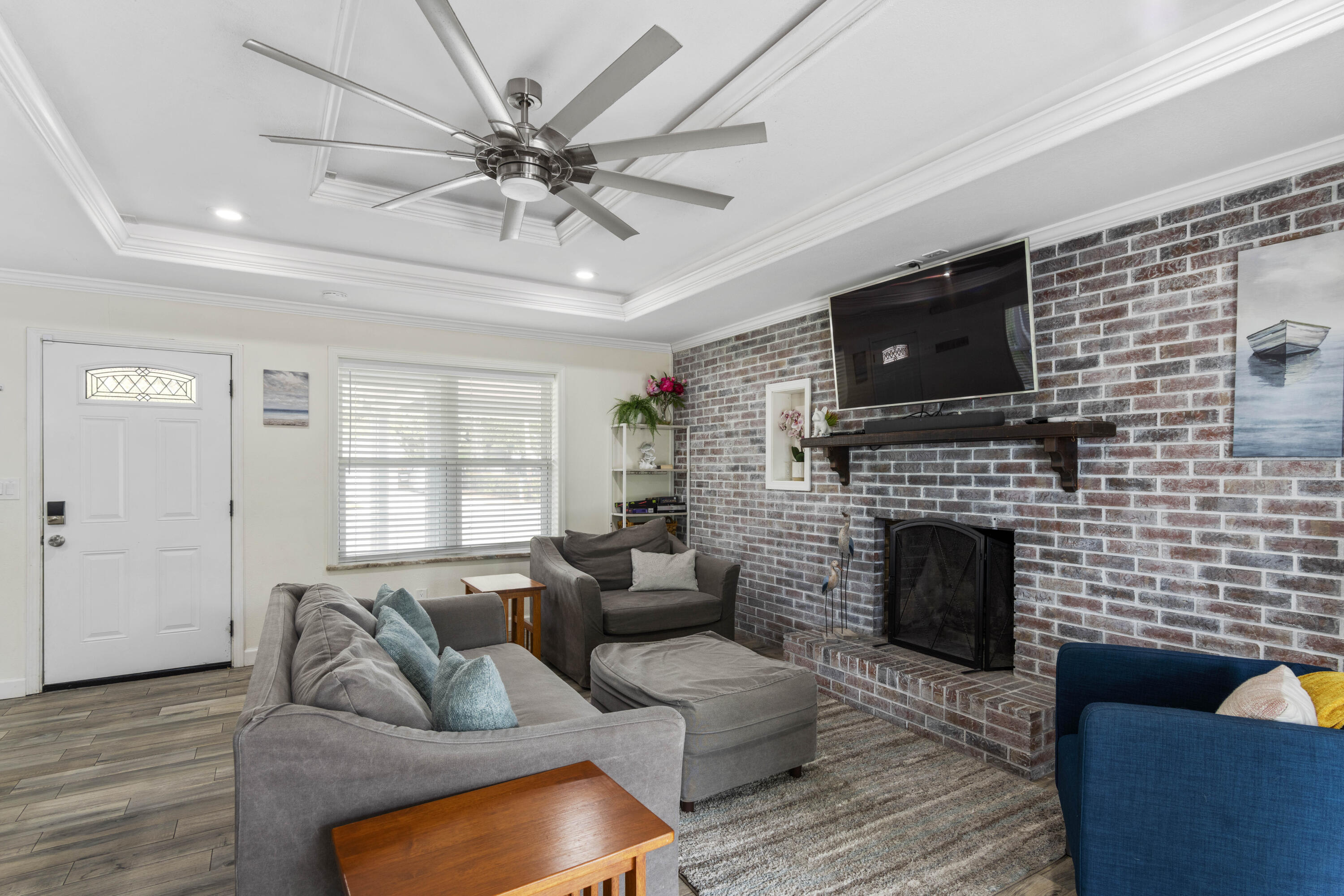 204 SW Coral Drive