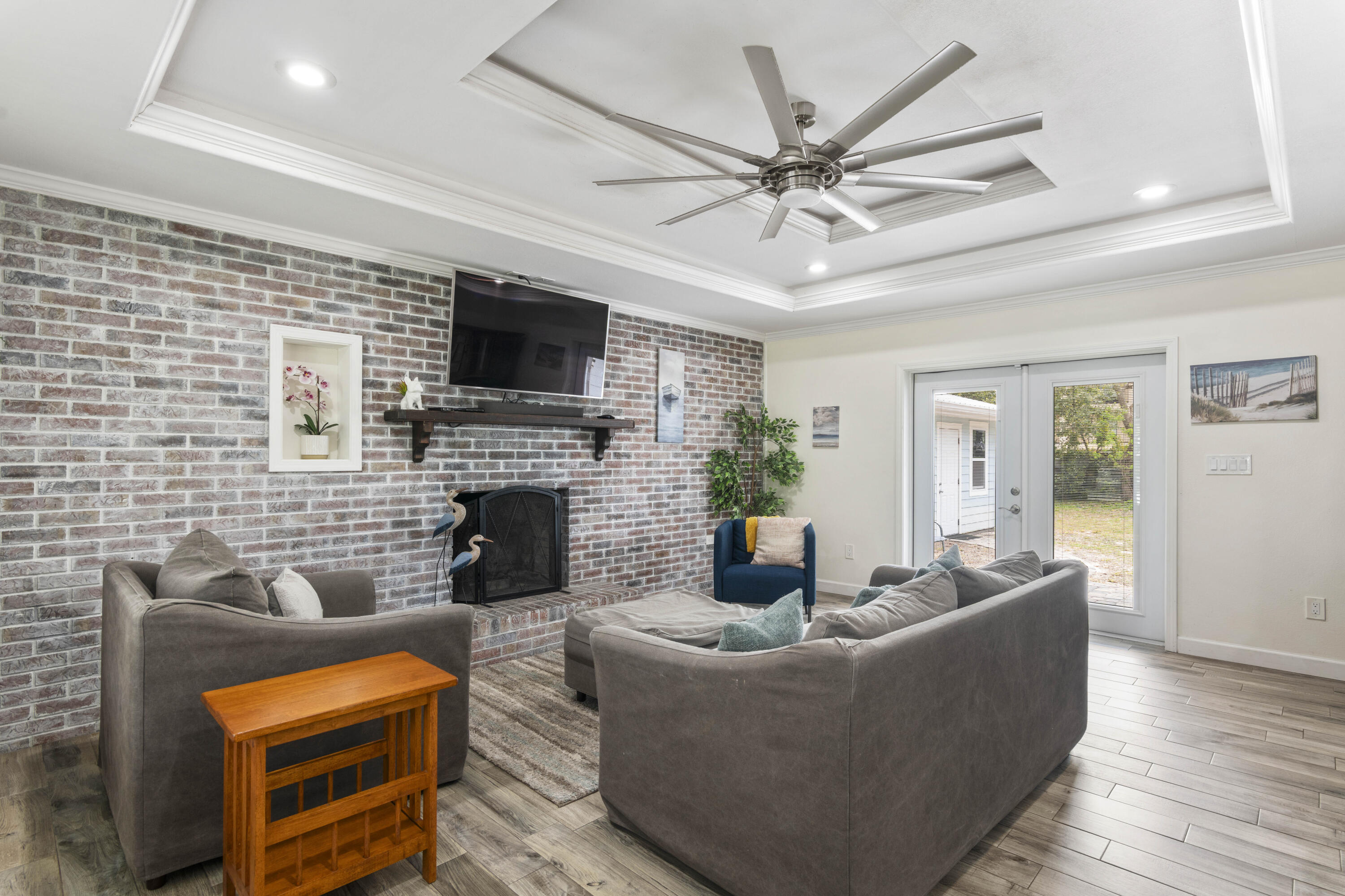 204 SW Coral Drive